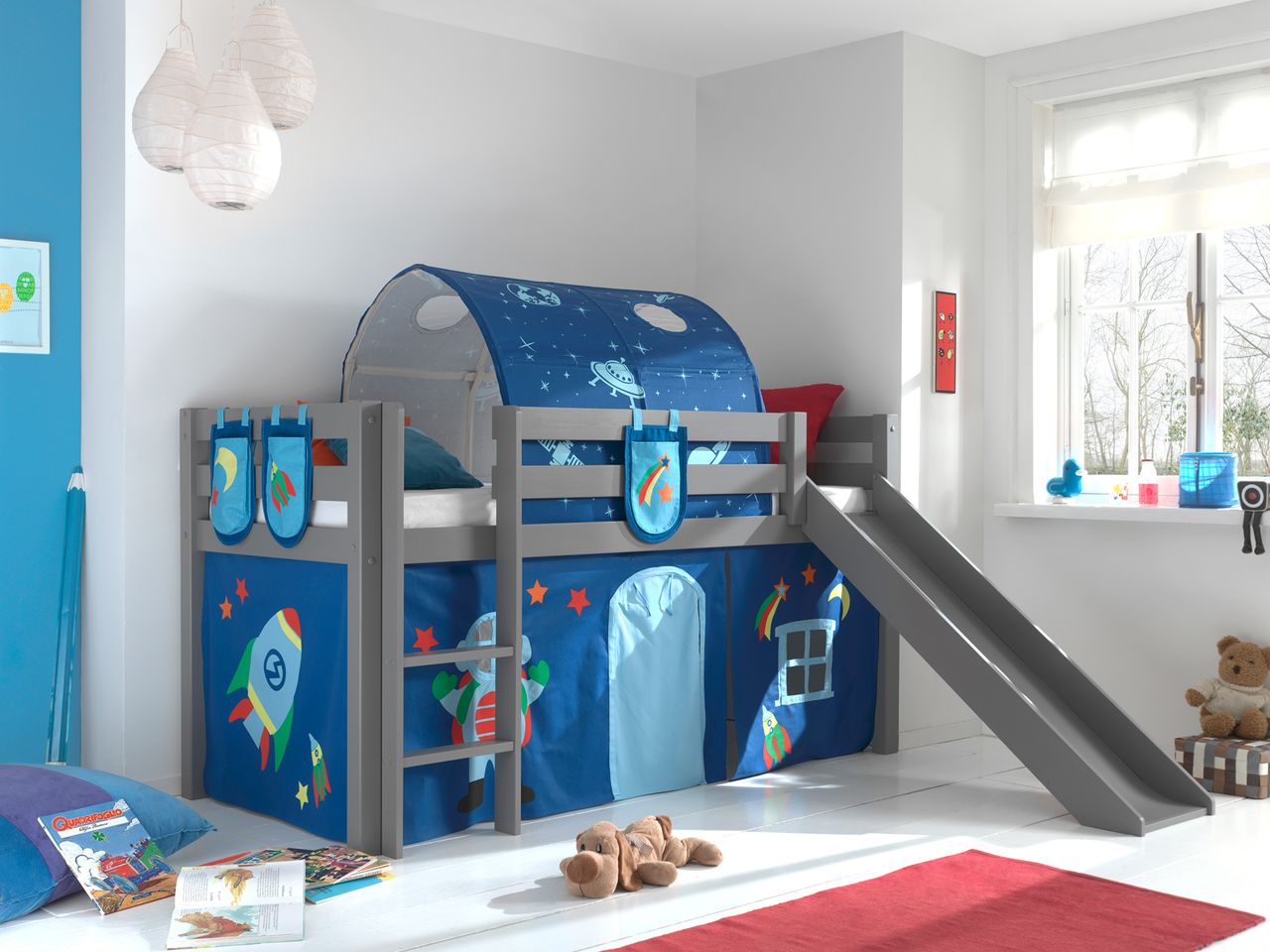 VIPACK Spielbett Pino inkl. Rutsche mit Textilset Vorhang, Tunnel und 3 Taschen 
