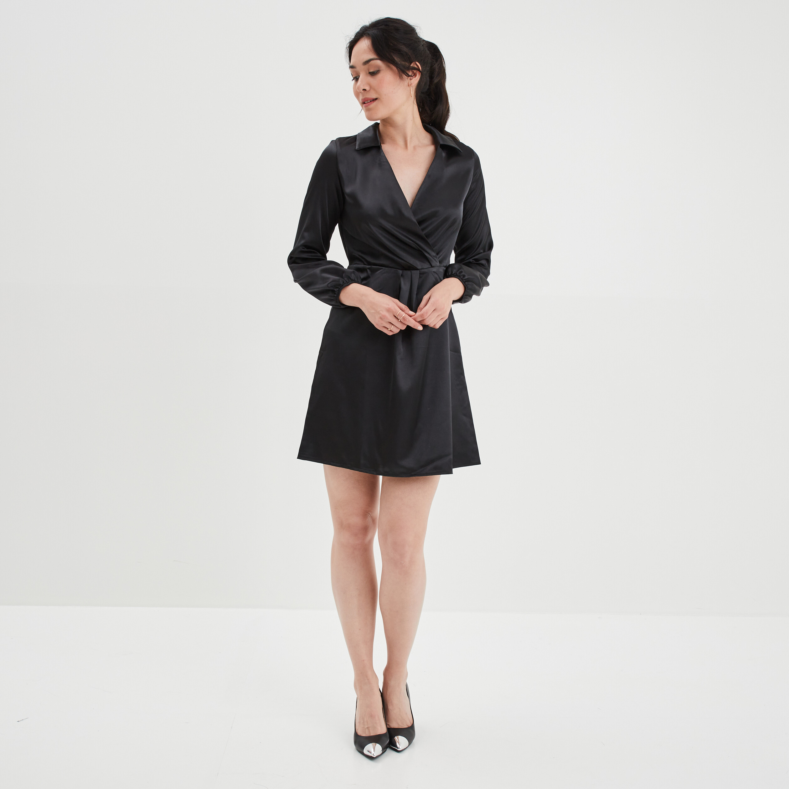 Robe courte trapèze satin Mosquitos noir femme | La Halle