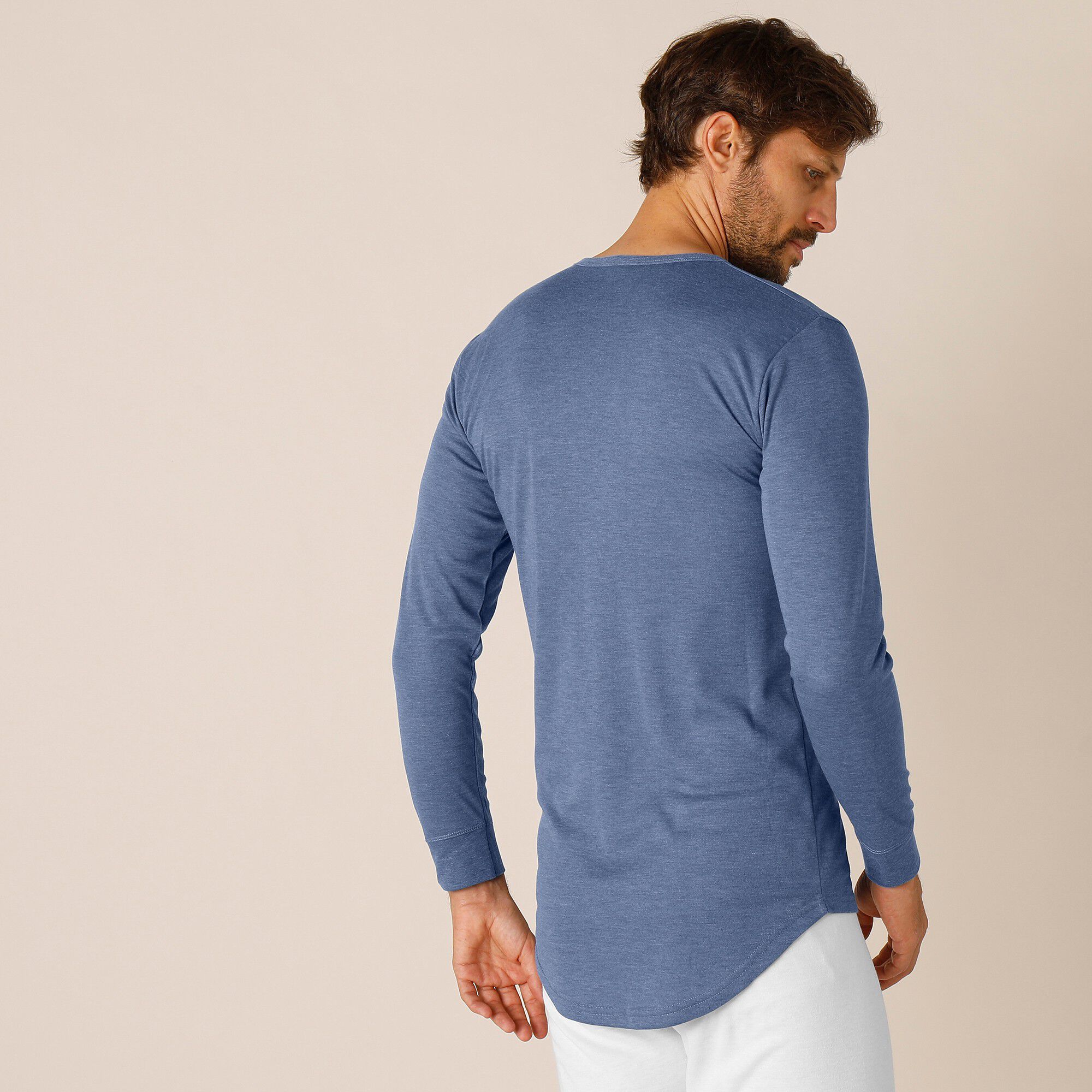 Tee-shirt sous-vêtement homme col rond manches longues dos long polyester