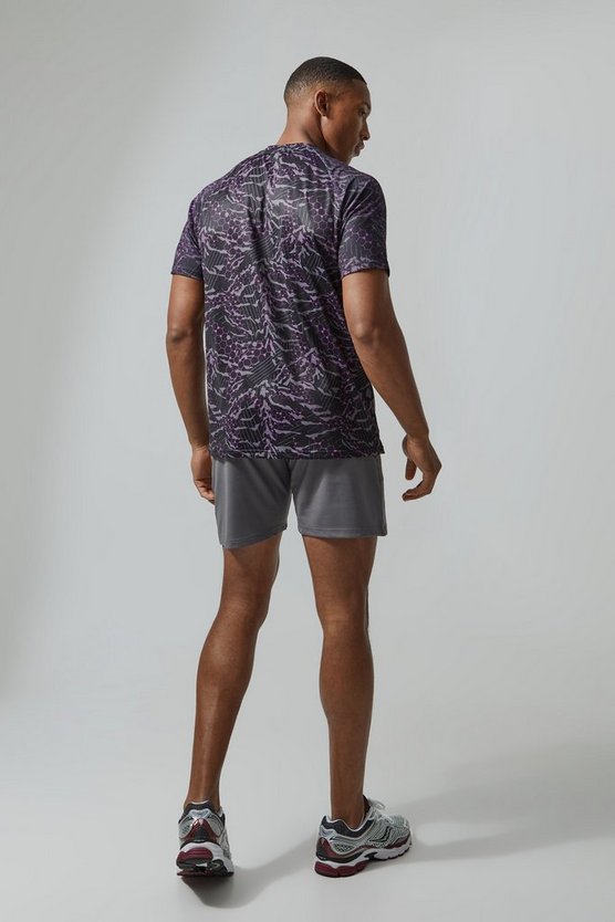Performance Shorts mit Active Logo