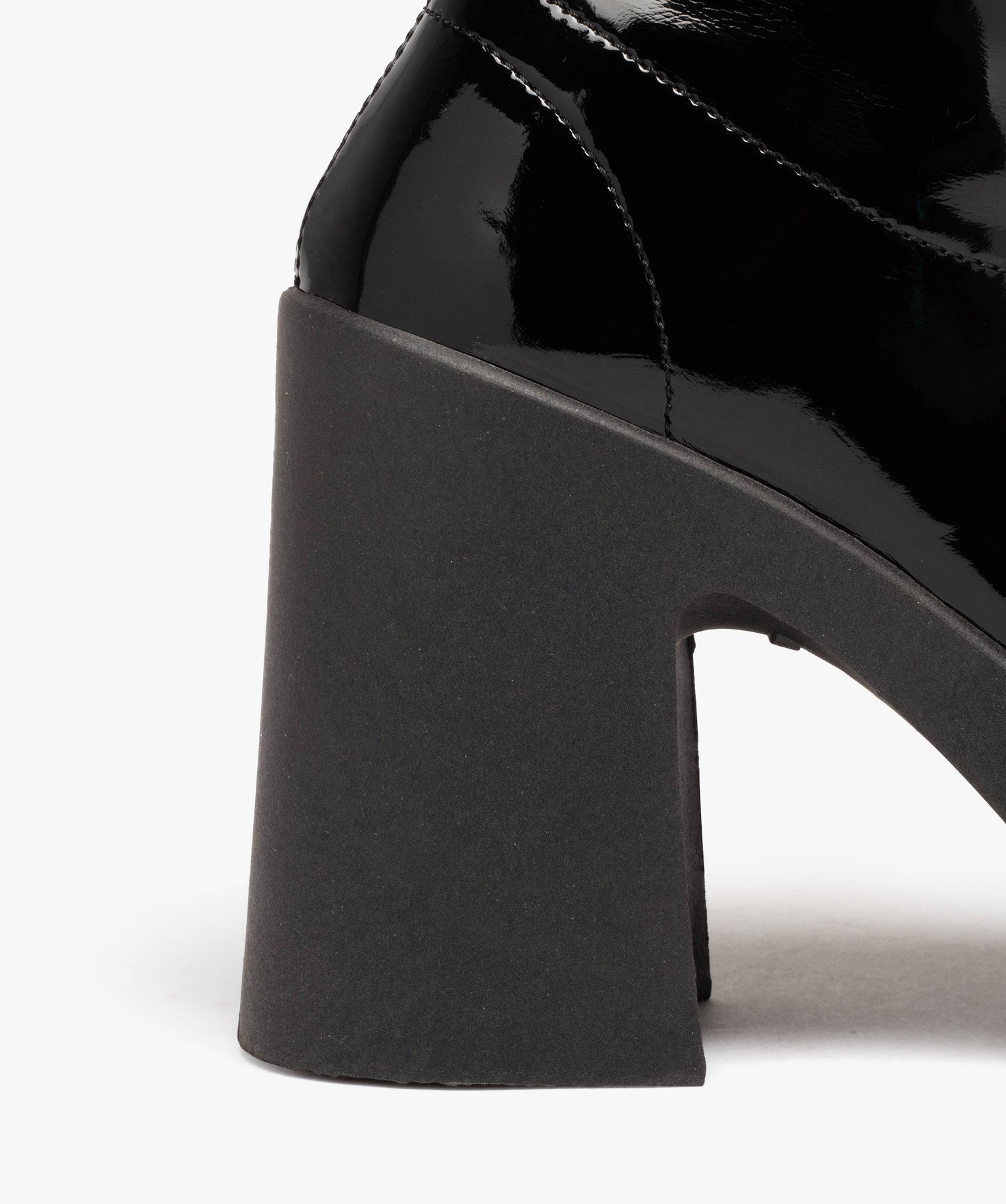 Boots femme vernies à talon flare avec col ajusté et bout ... noir | GEMO