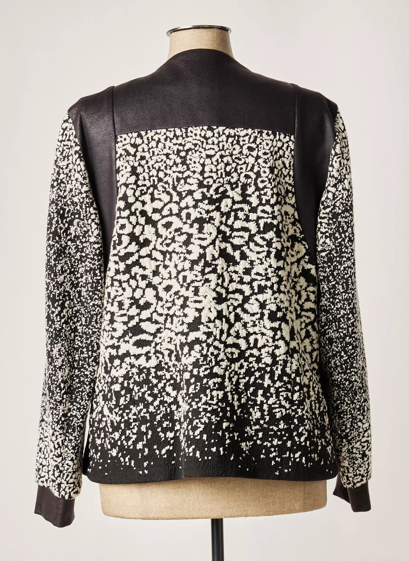 Guy Dubouis Vestecasual Femme couleur noir