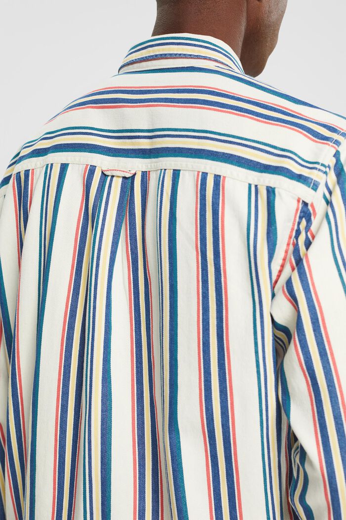 Button-Down-Hemd mit mehrfarbigen Streifen