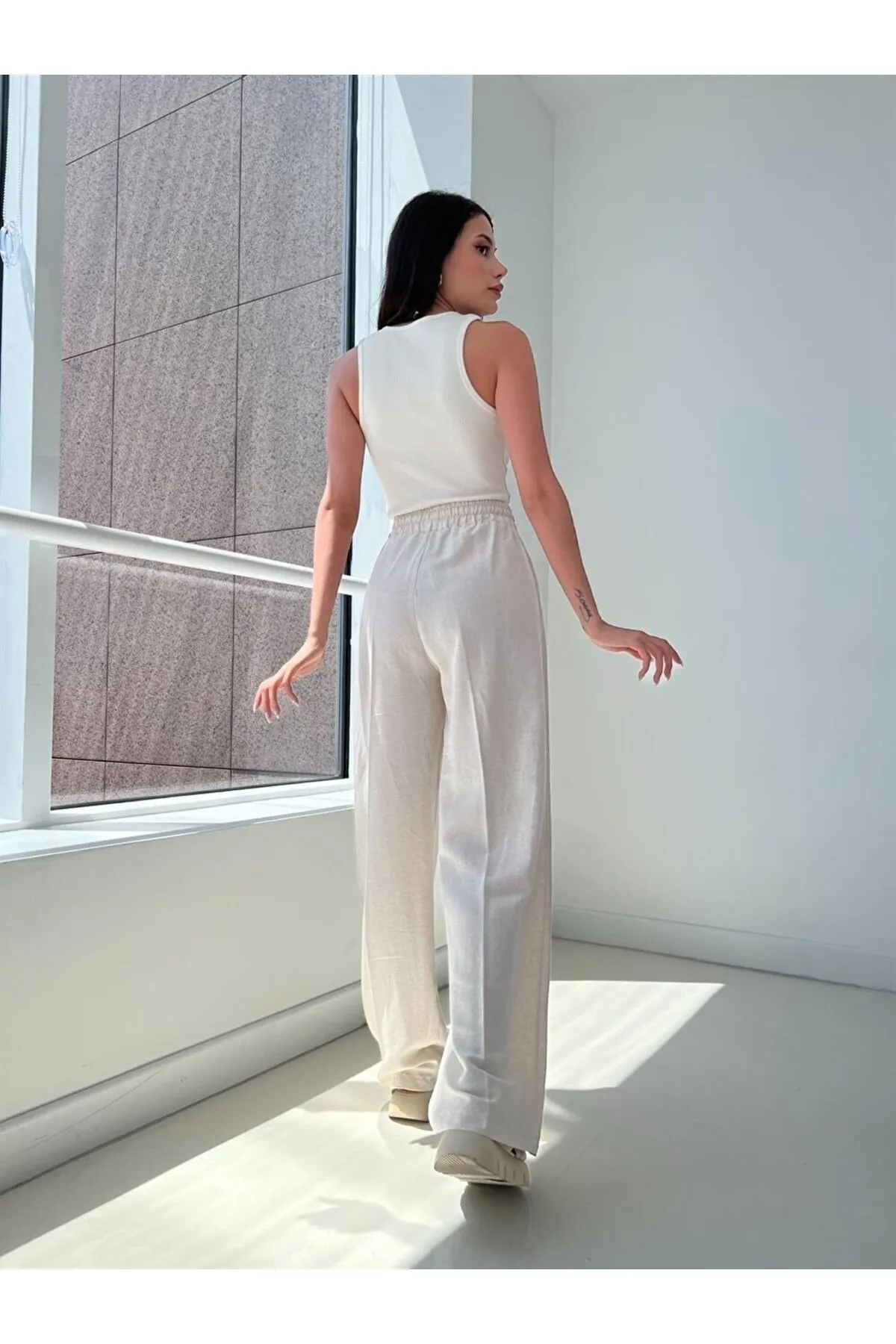 Laluvia  Stone-Hose mit hoher Taille und elastischer Taille vorne