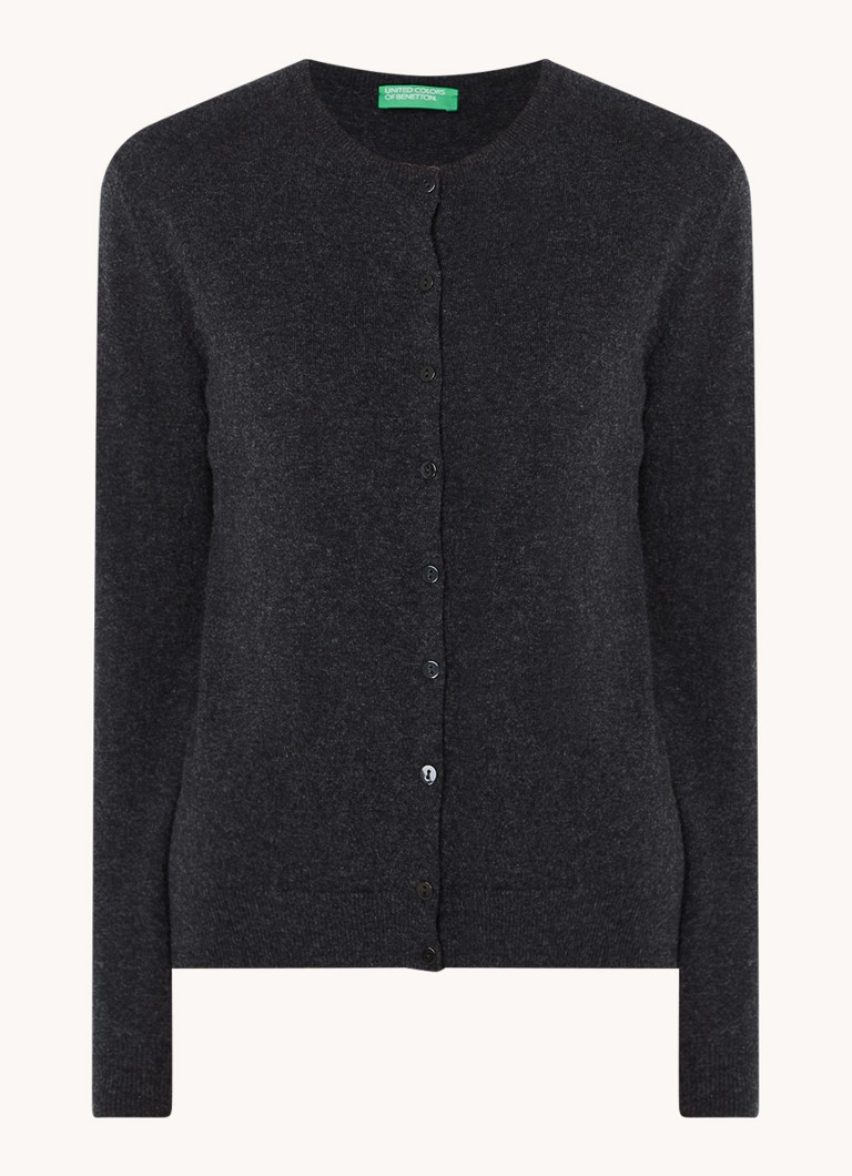 Cardigan Benetton cu guler rotund, confecționat din lână fină.