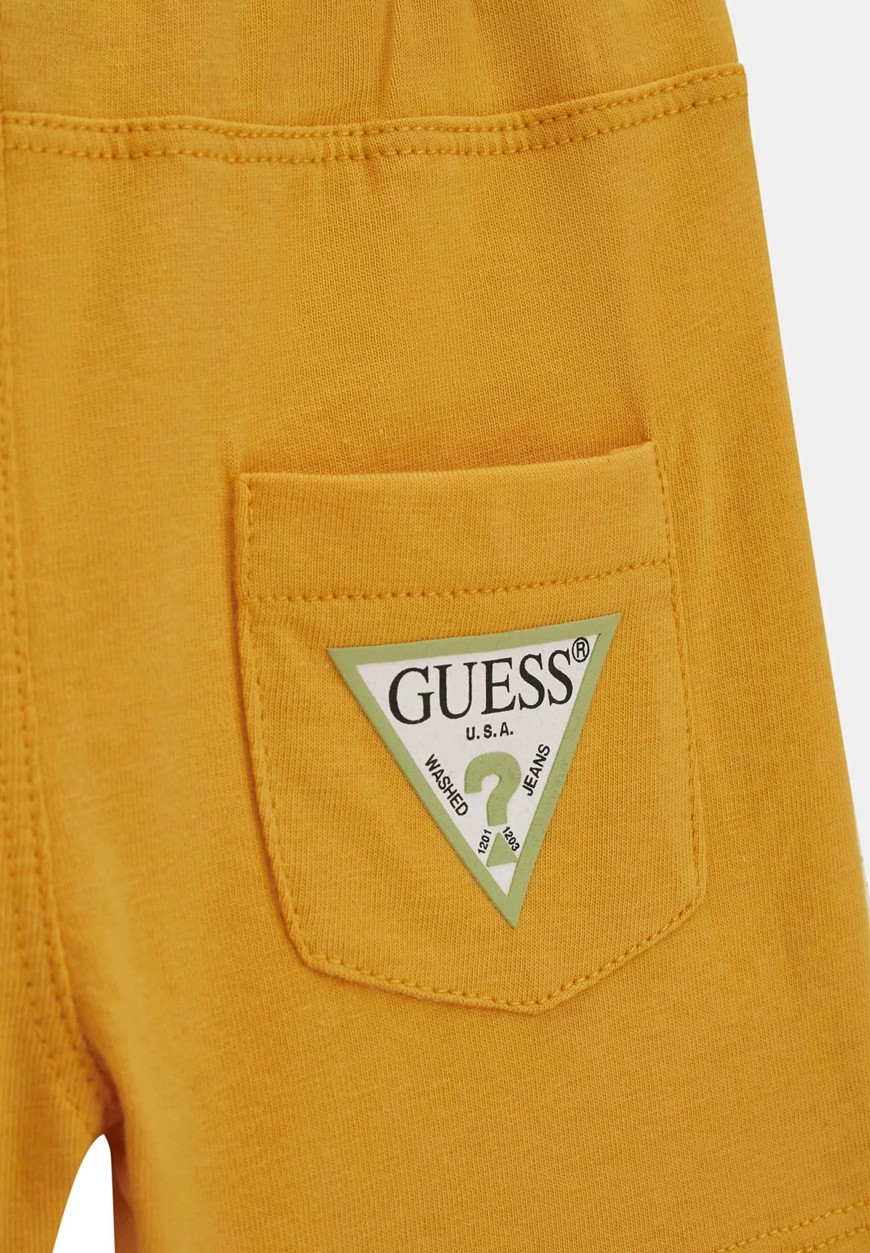 Guess SET LOGO-DREIECK - Pantalones cortos