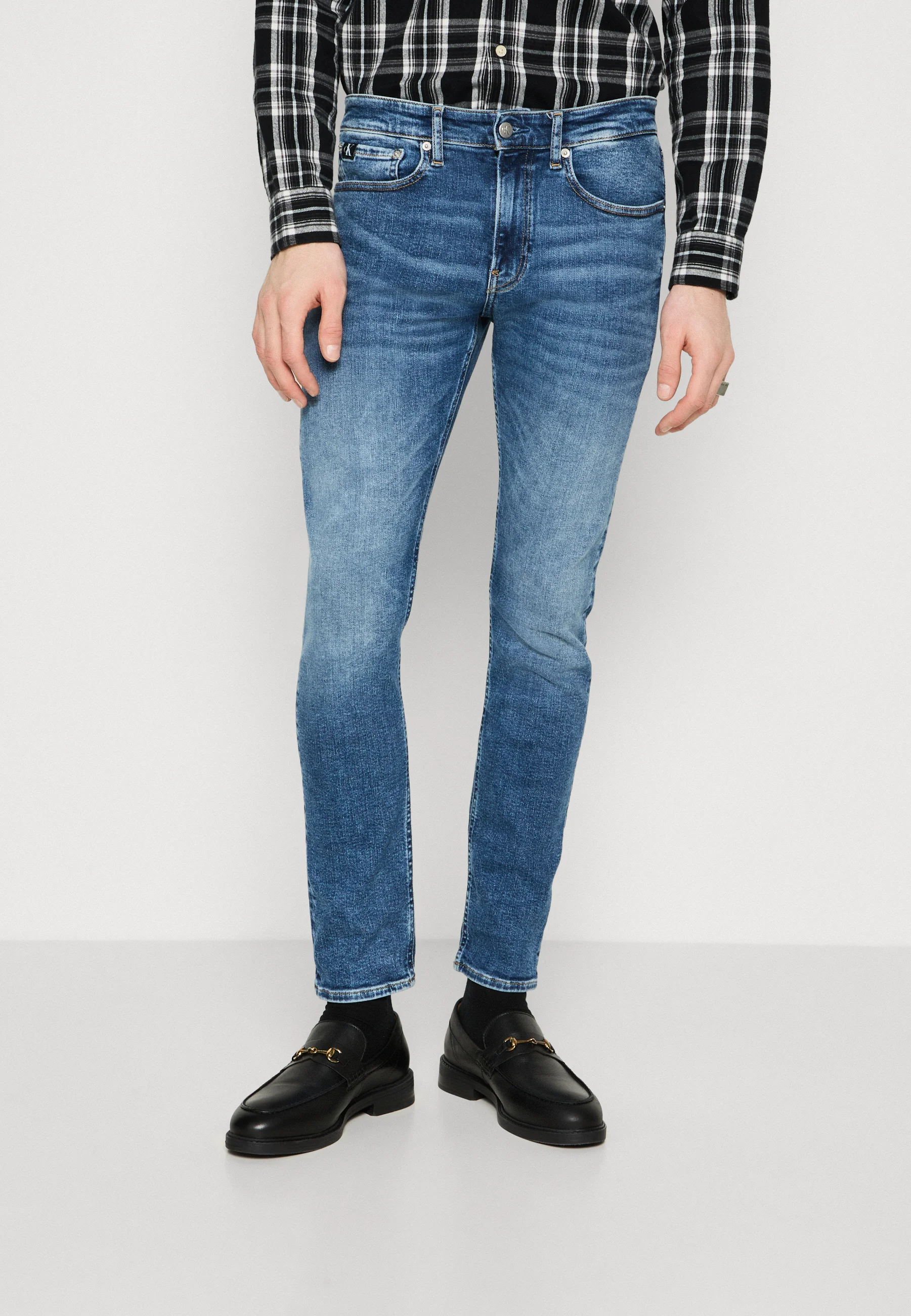 Vaqueros de corte cónico de Calvin Klein Jeans