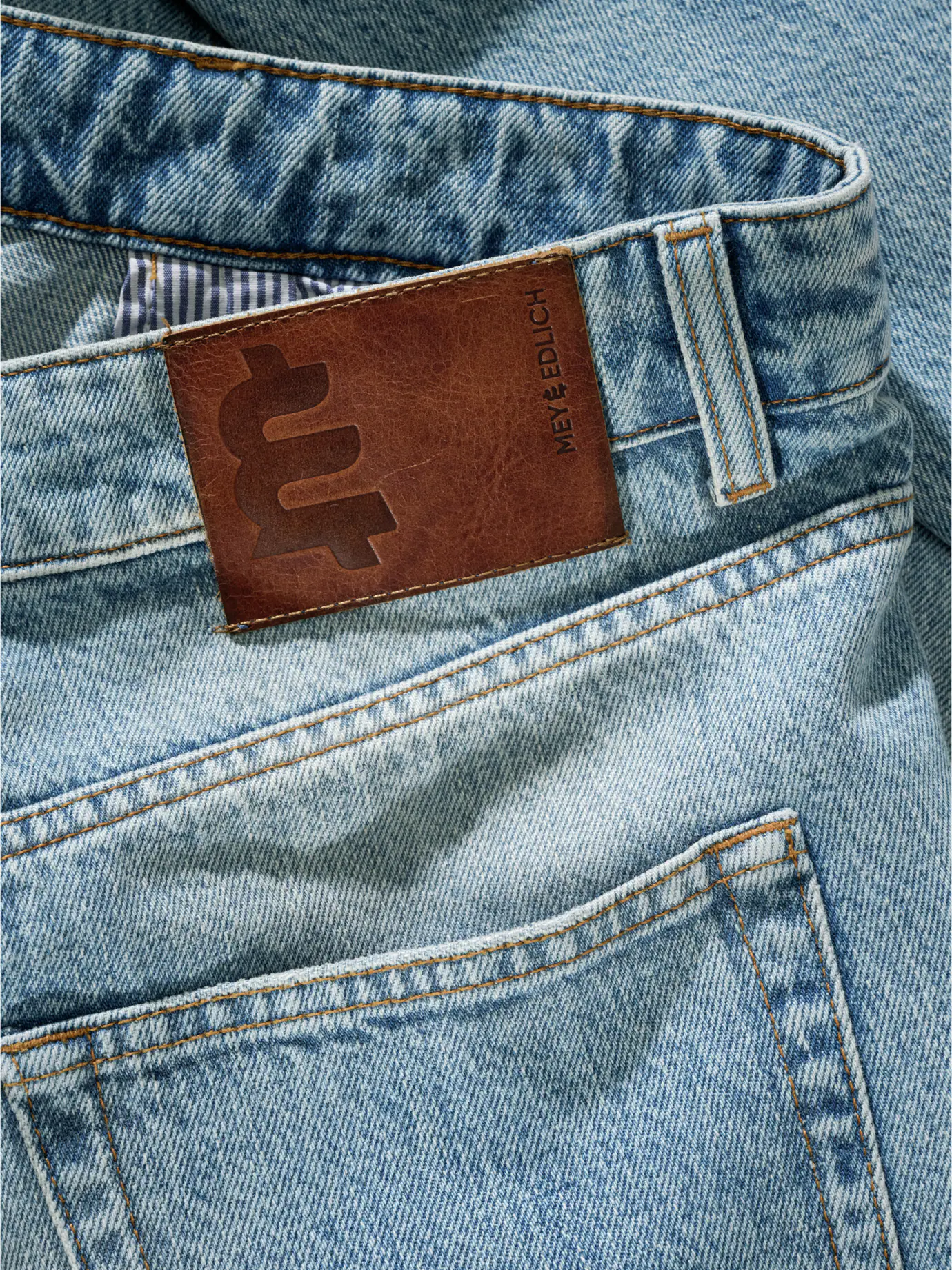Gitter-Jeans