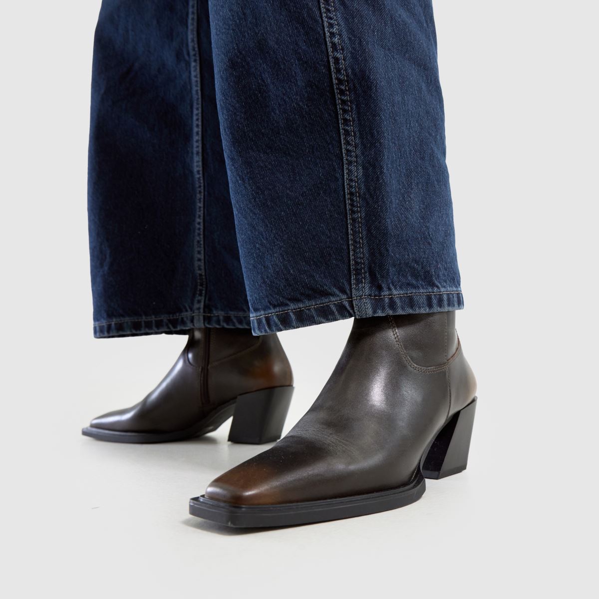 Vagabond Shoemakers – Alina – Bruna westernstövlar