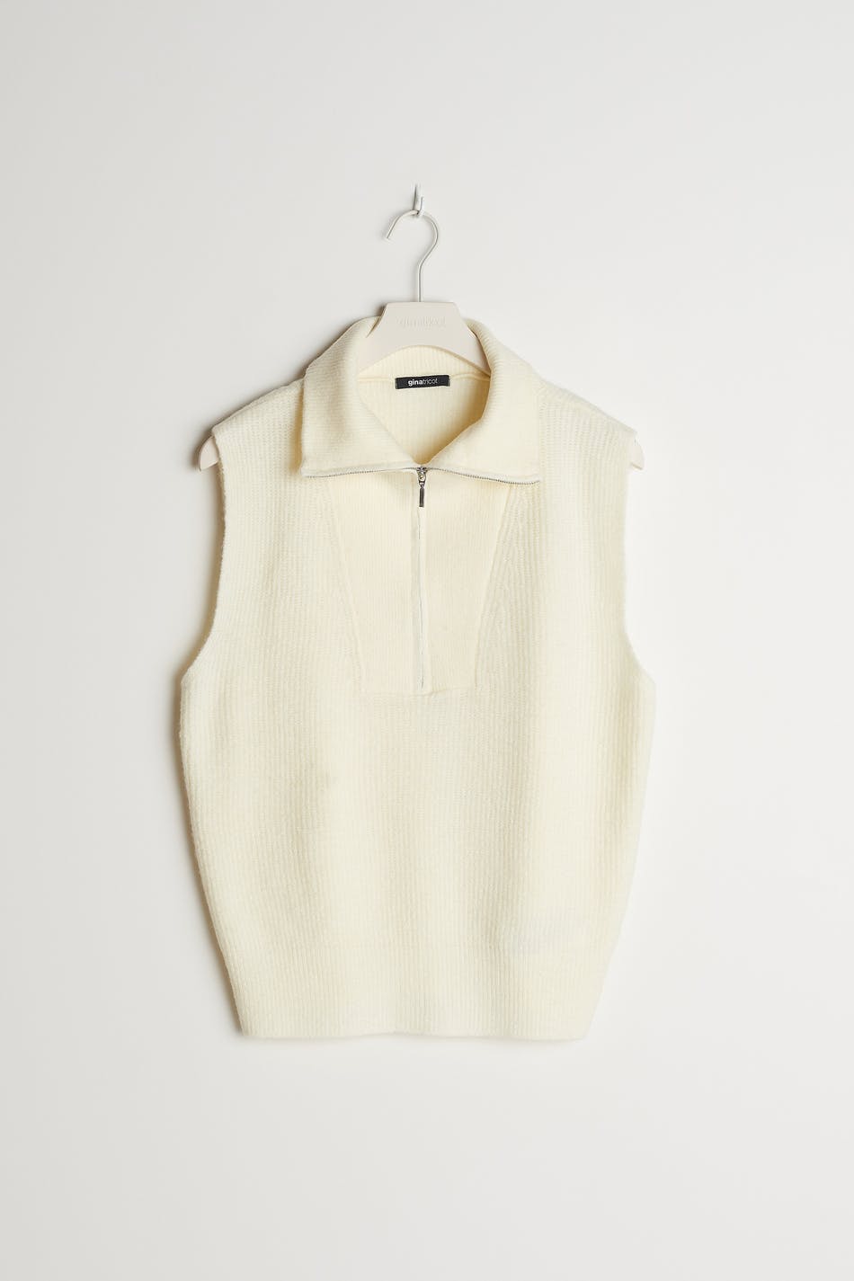Lena knitted vest
