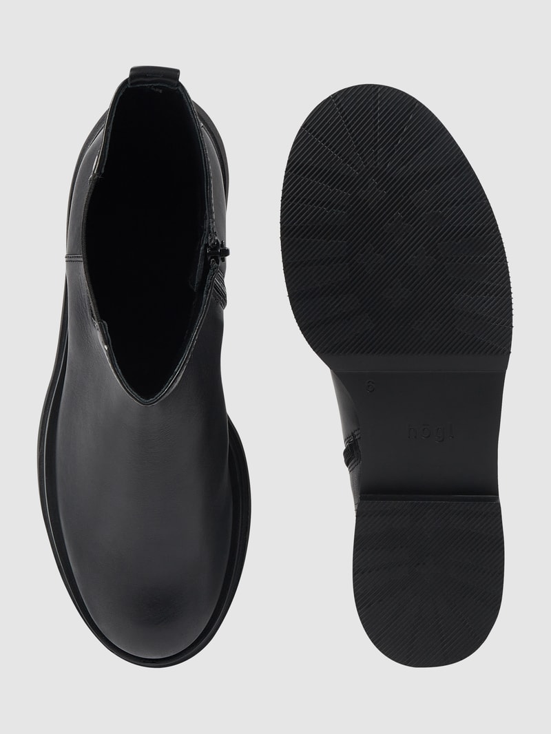 Boots aus Leder in schwarz