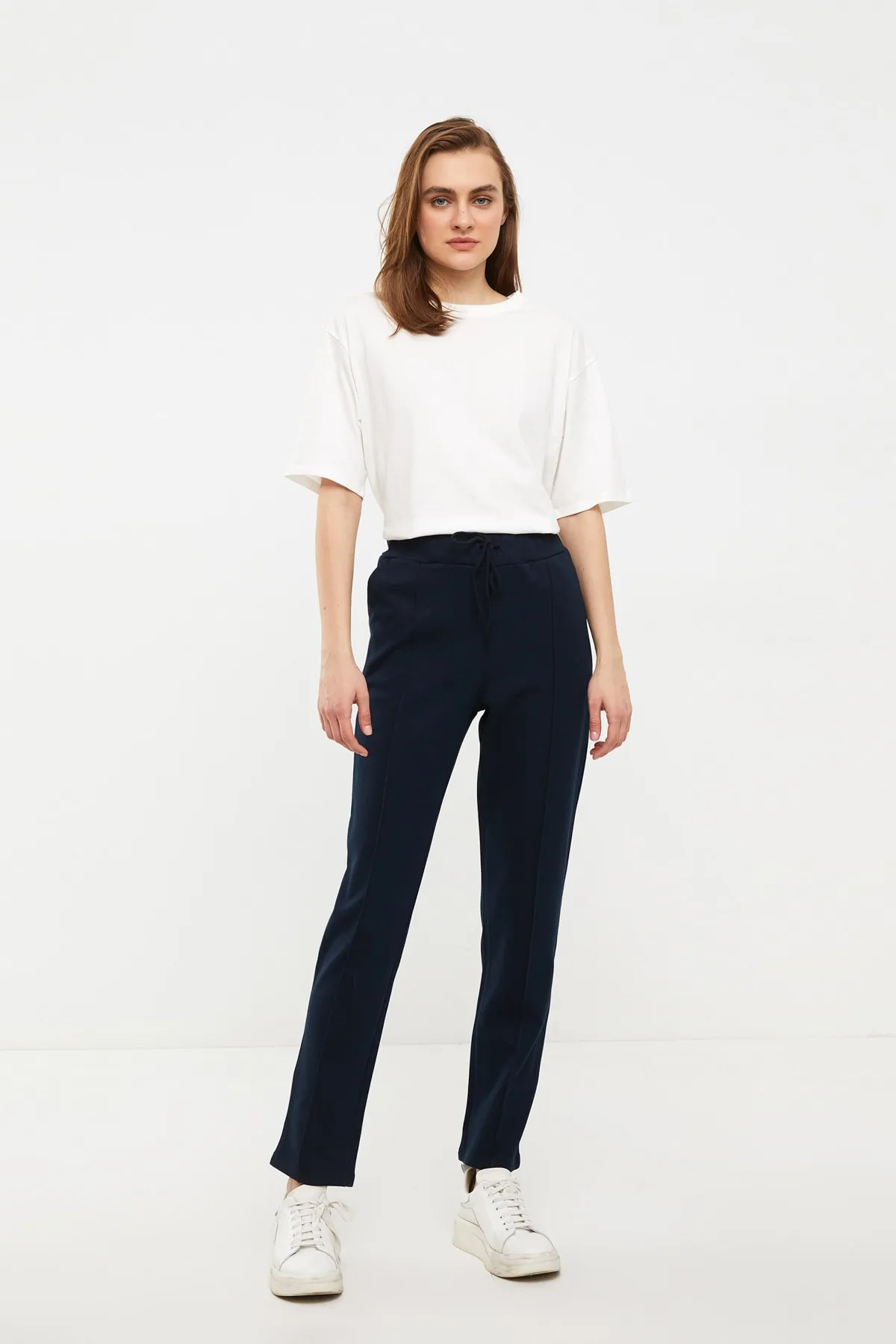 LC Waikiki  Jogginghose - Dunkelblau - Relaxed