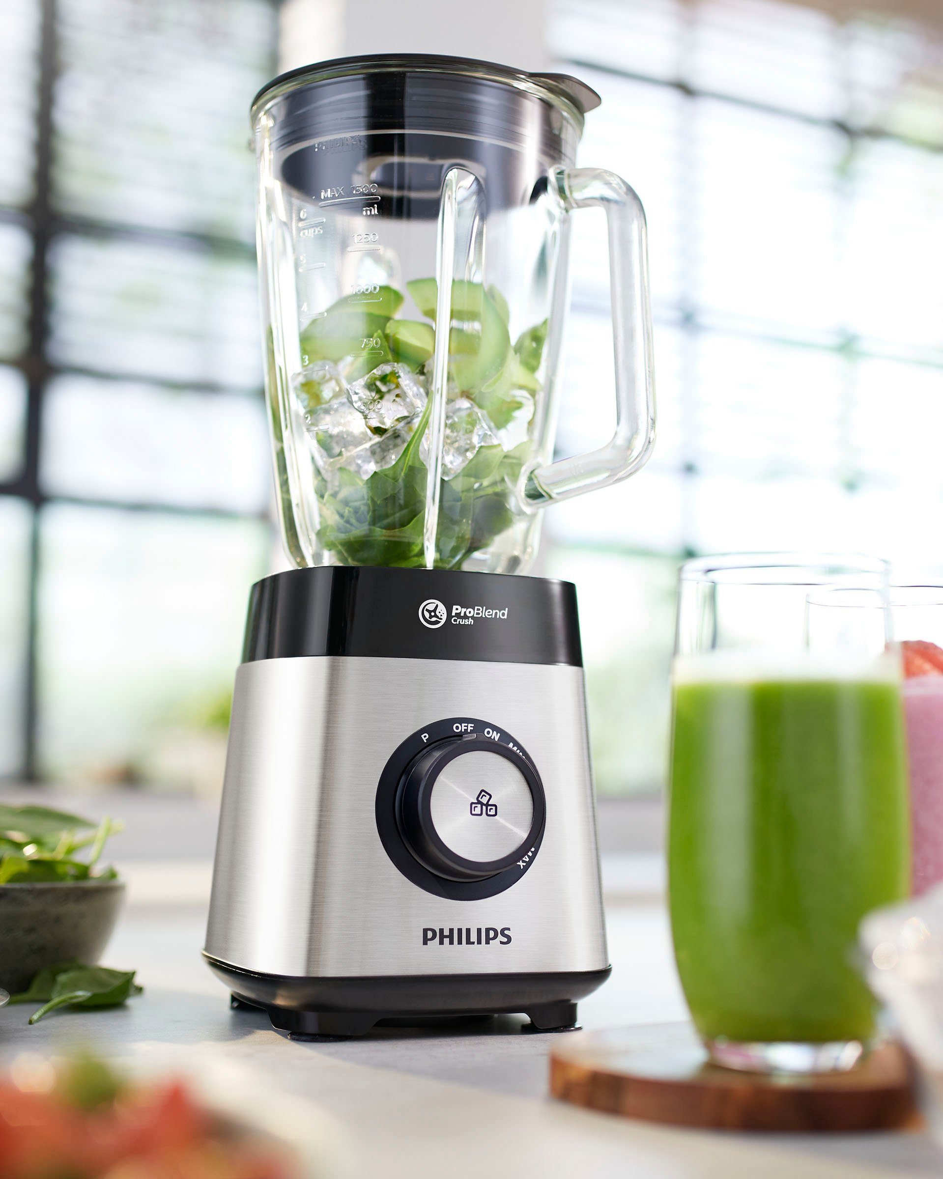 Philips Standmixer HR3573/90, 1000 W, 27.000 U/Min. und 1,5l Volumen, inkl. Glasbehälter mit Trinkaufsatz