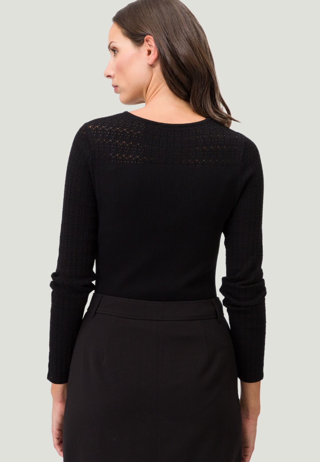 Pullover mit Lochmuster