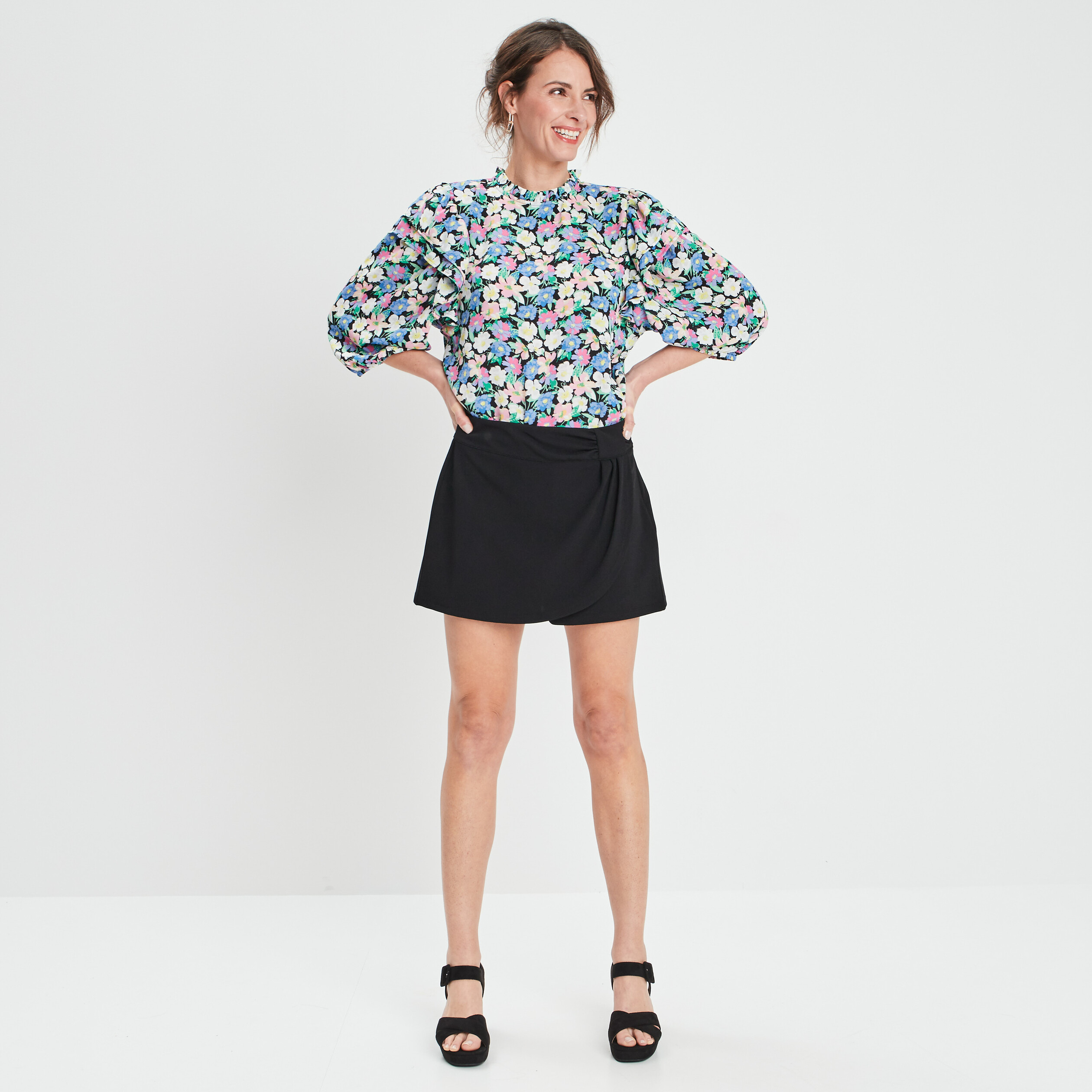 Blouse manches bouffantes col montant noir femme | La Halle