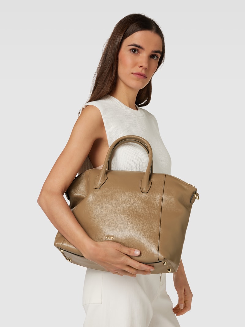 Handtasche mit Label-Applikation in taupe