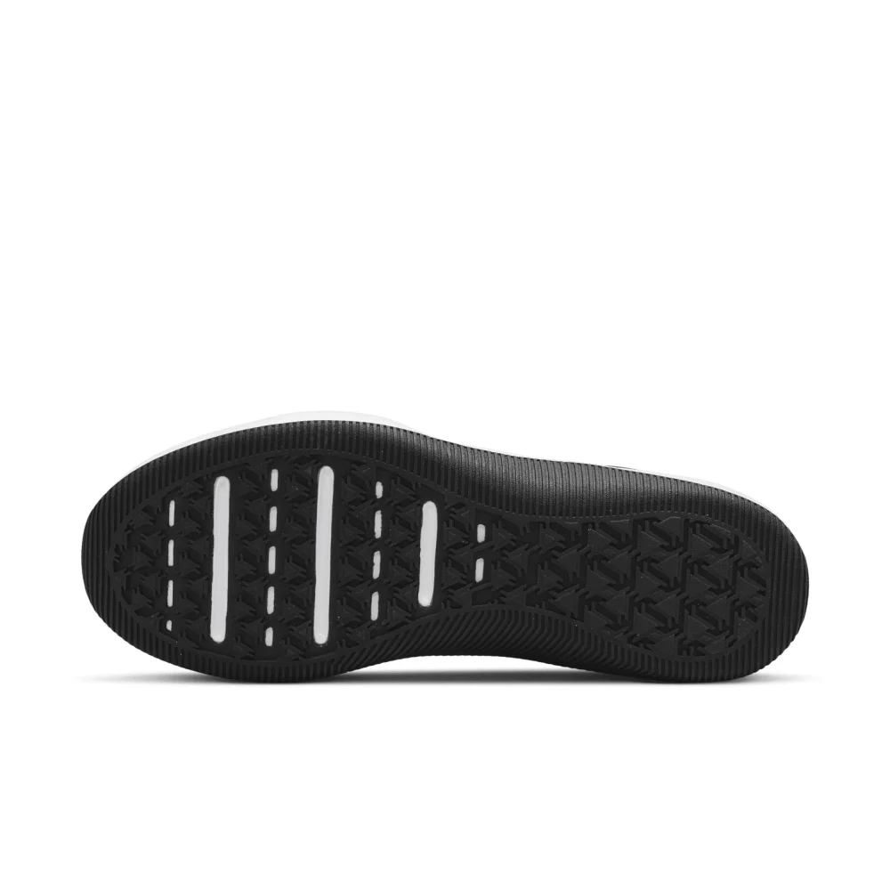Nike MC Trainer 2 DM0823-002 / schwarz