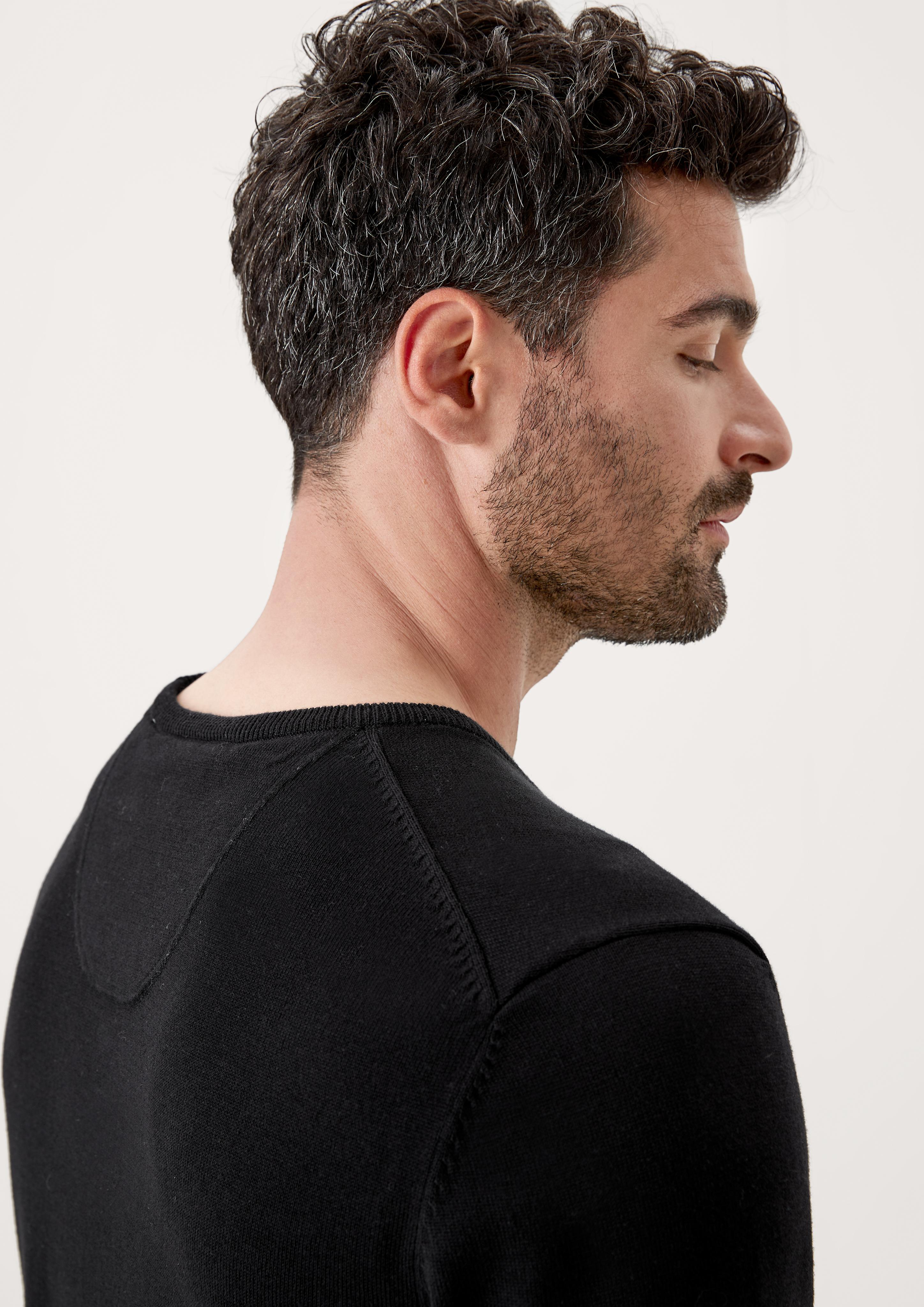 Pullover aus Feinstrick  03.899.61.7625-9999