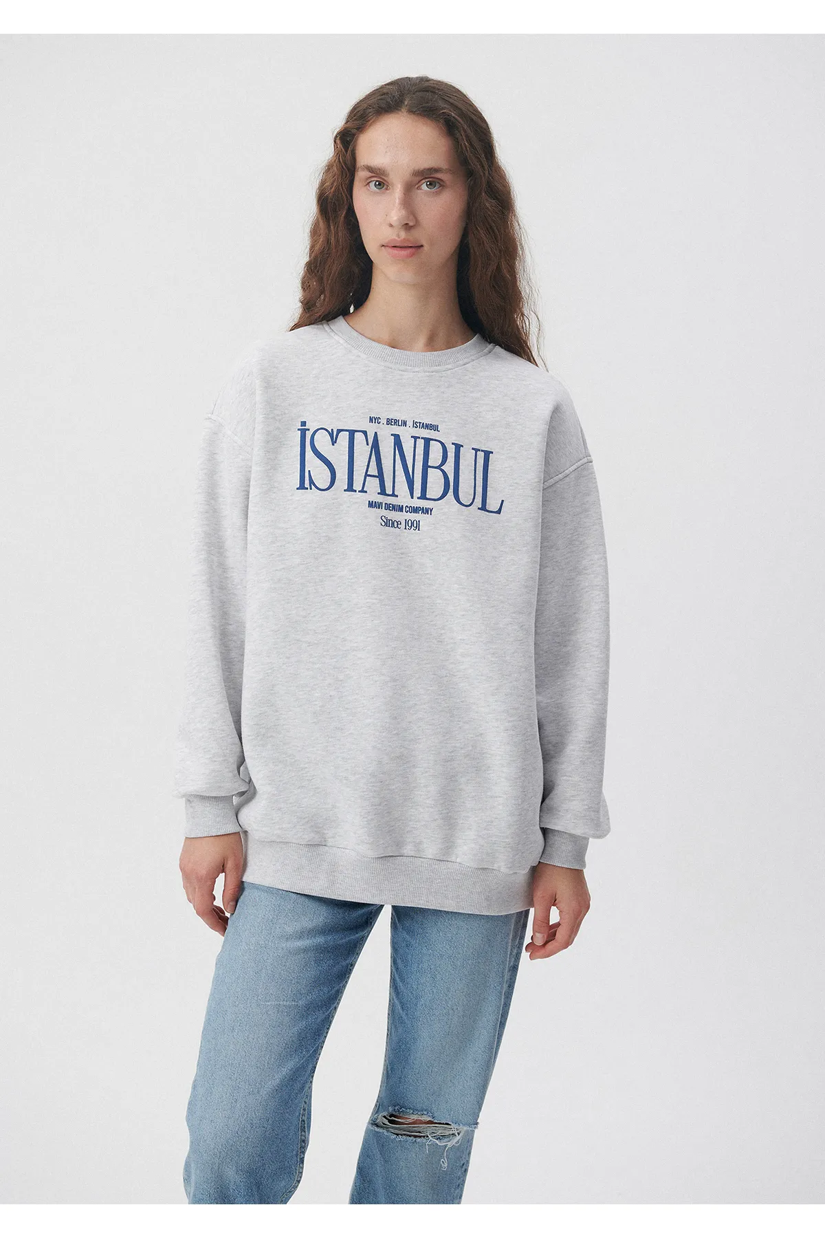 Mavi  Graues Sweatshirt mit Istanbul-Aufdruck 1612006-82816