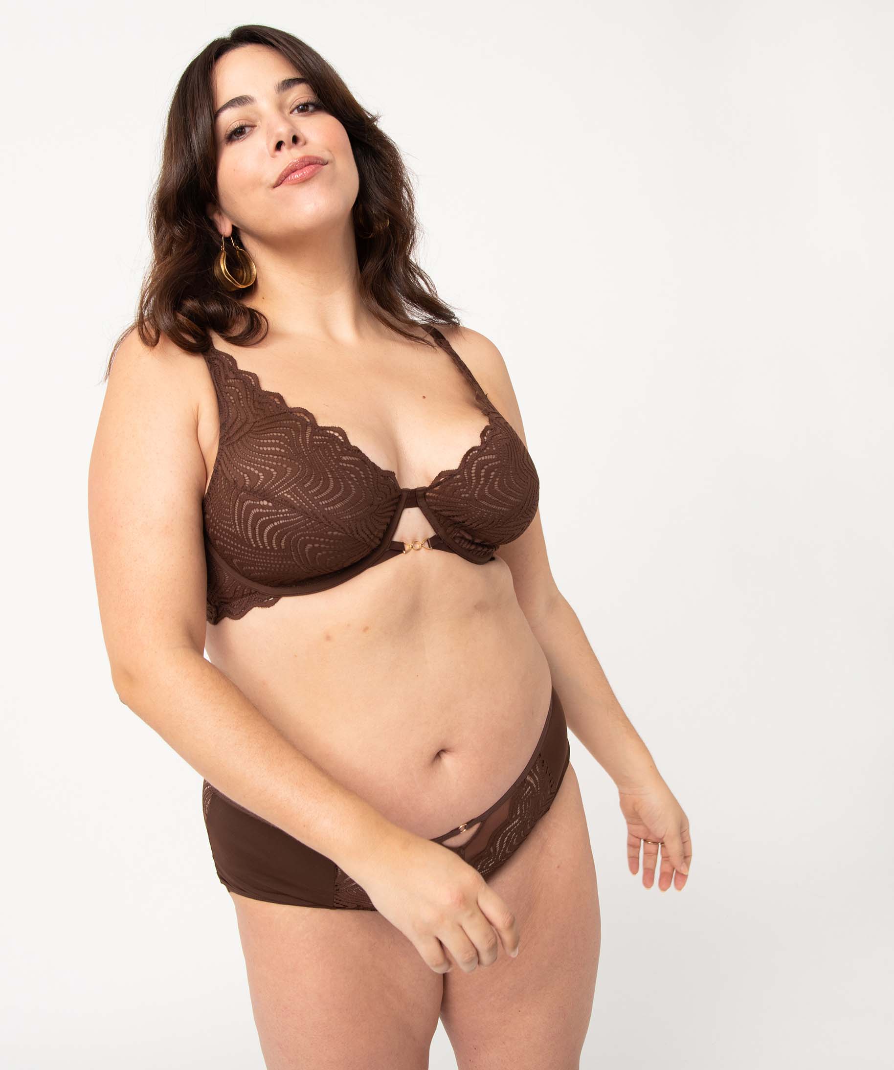 Soutien-gorge femme grande taille emboitant en dentelle moderne marron | GEMO