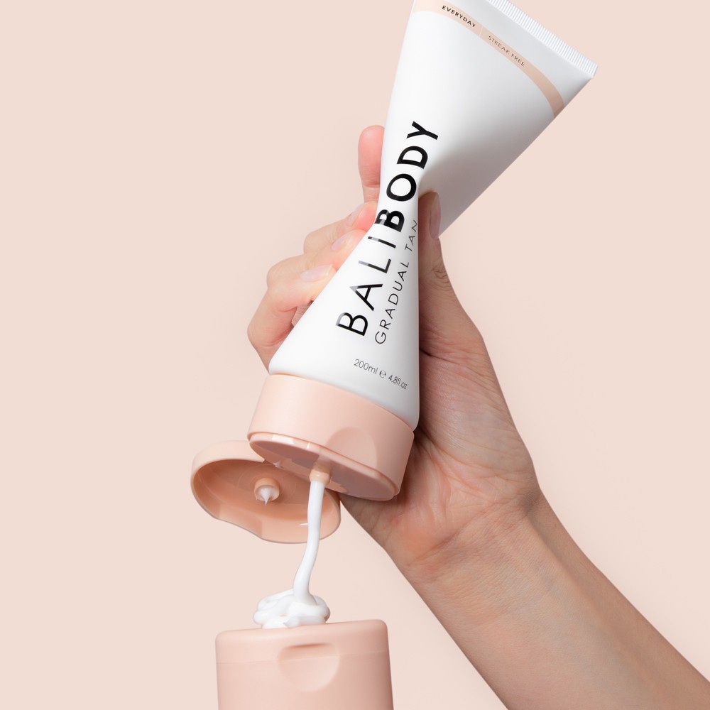 GRADUAL TAN