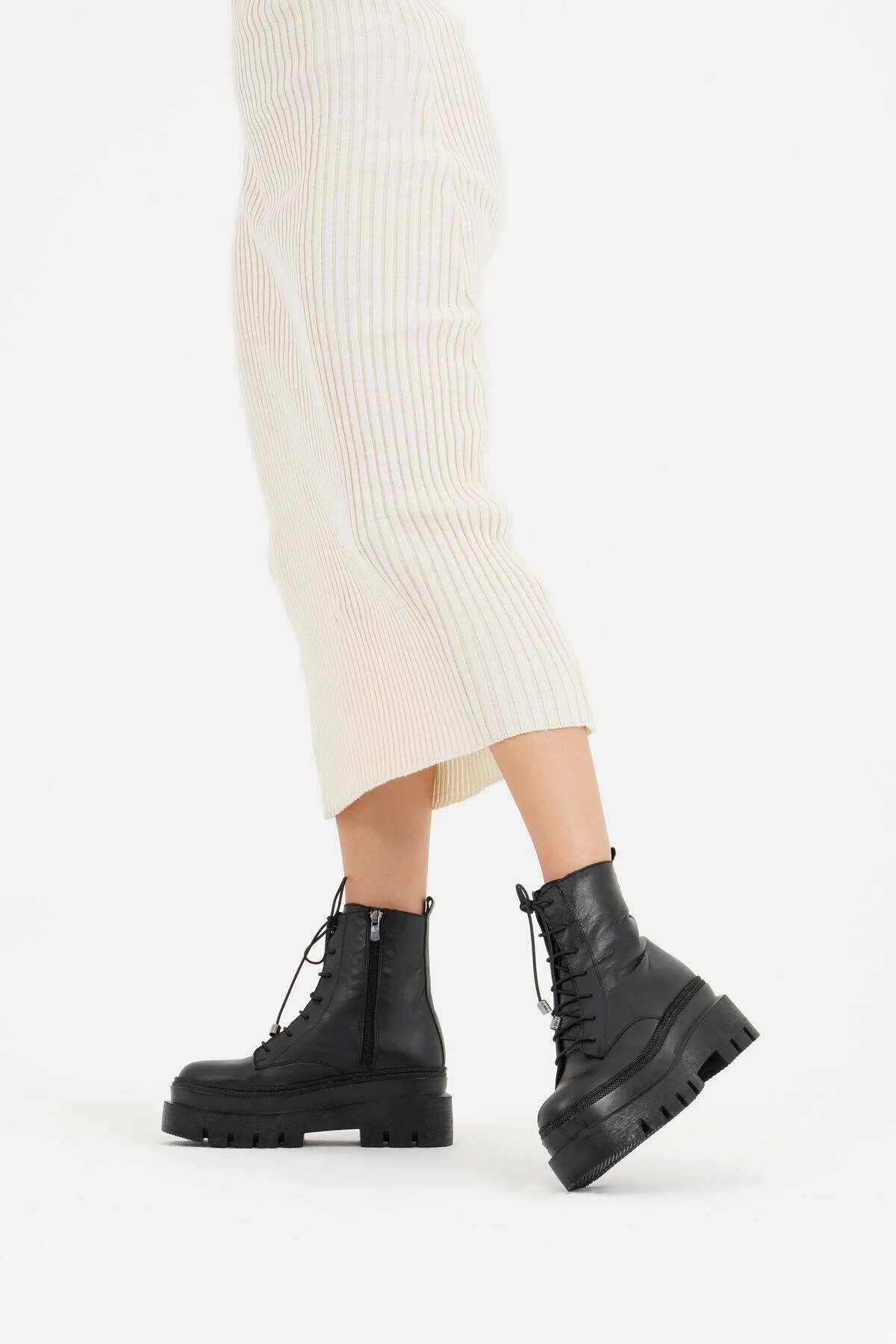 CZ London  Damen-Winterstiefel zum Schnüren aus Leder mit dicker Sohle