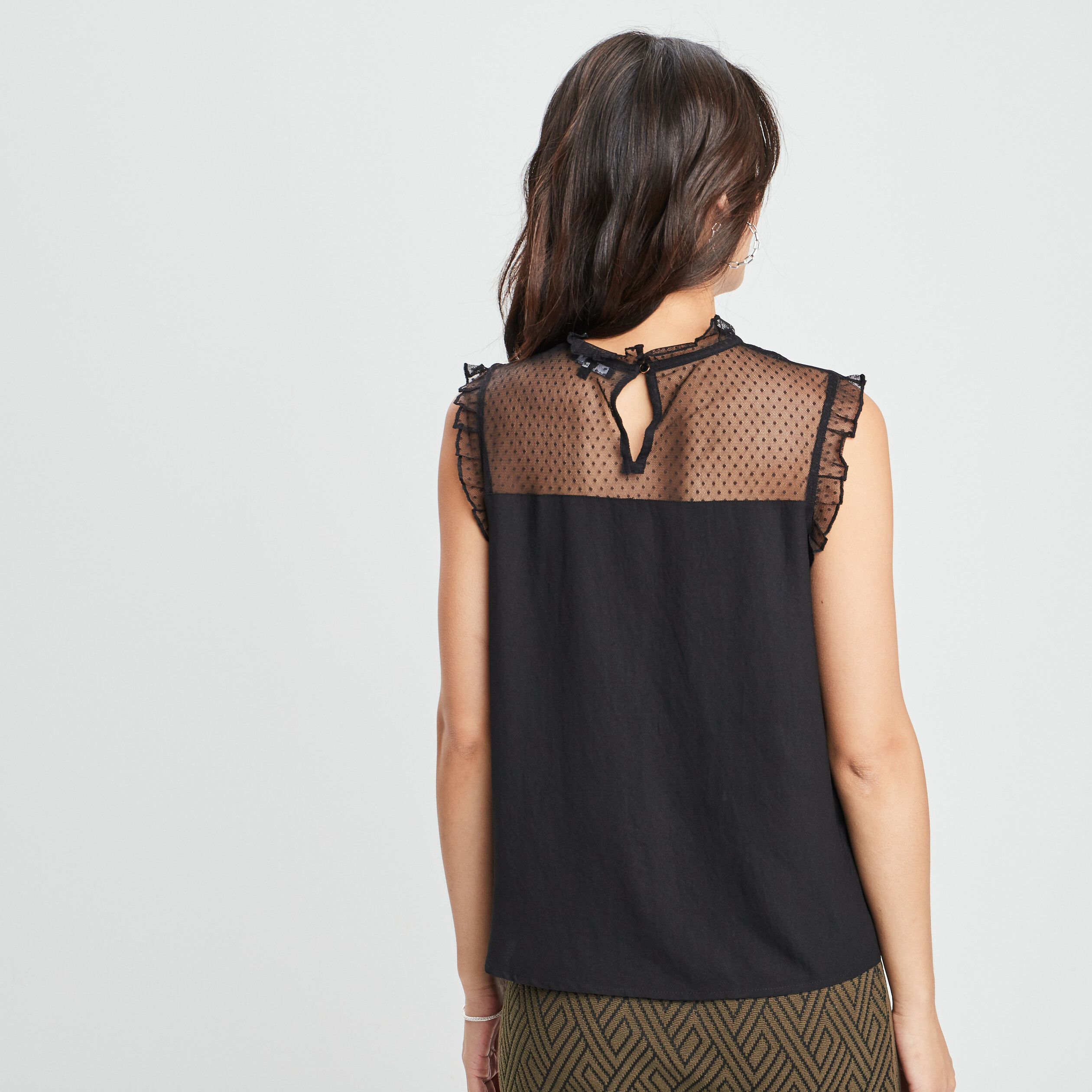 Blouse plumetis habillée sans manches noir femme | La Halle