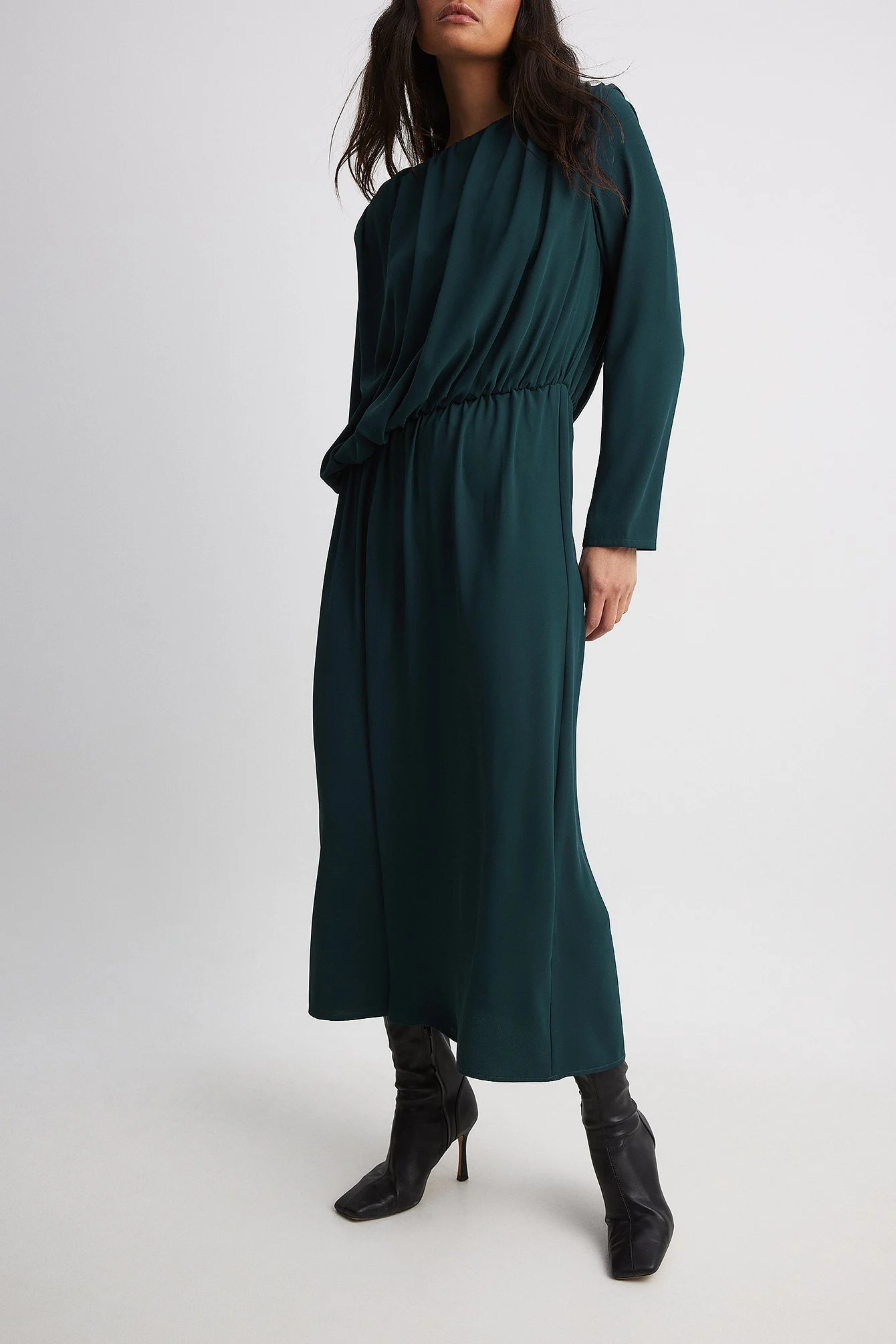 Drapiertes Midi-Kleid