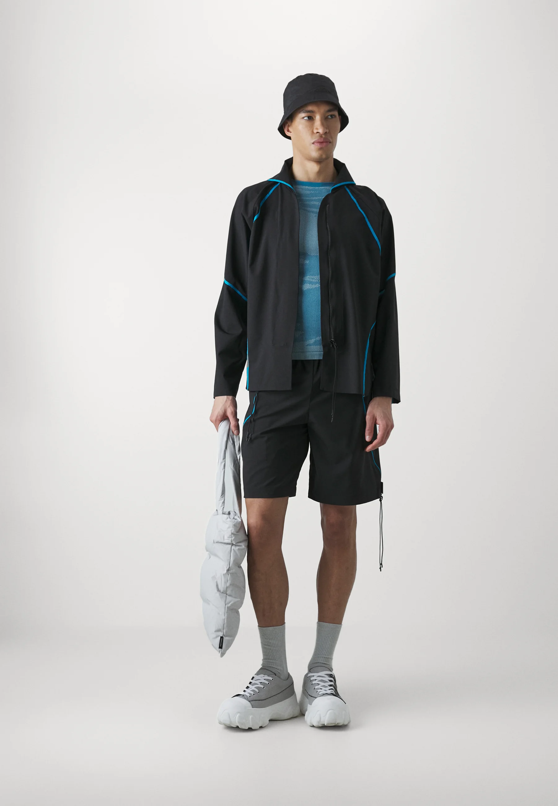 Pantalones cortos de Saul Nash