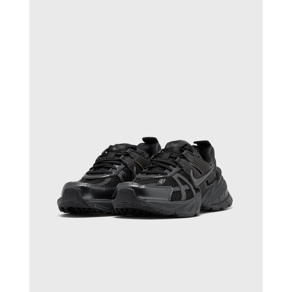 Nike V2K Run WMNS FD0736-001 / schwarz
