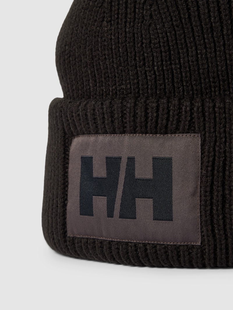 Beanie mit Label-Patch in schwarz