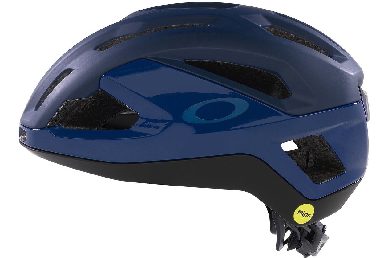 Oakley ARO3 Endurance