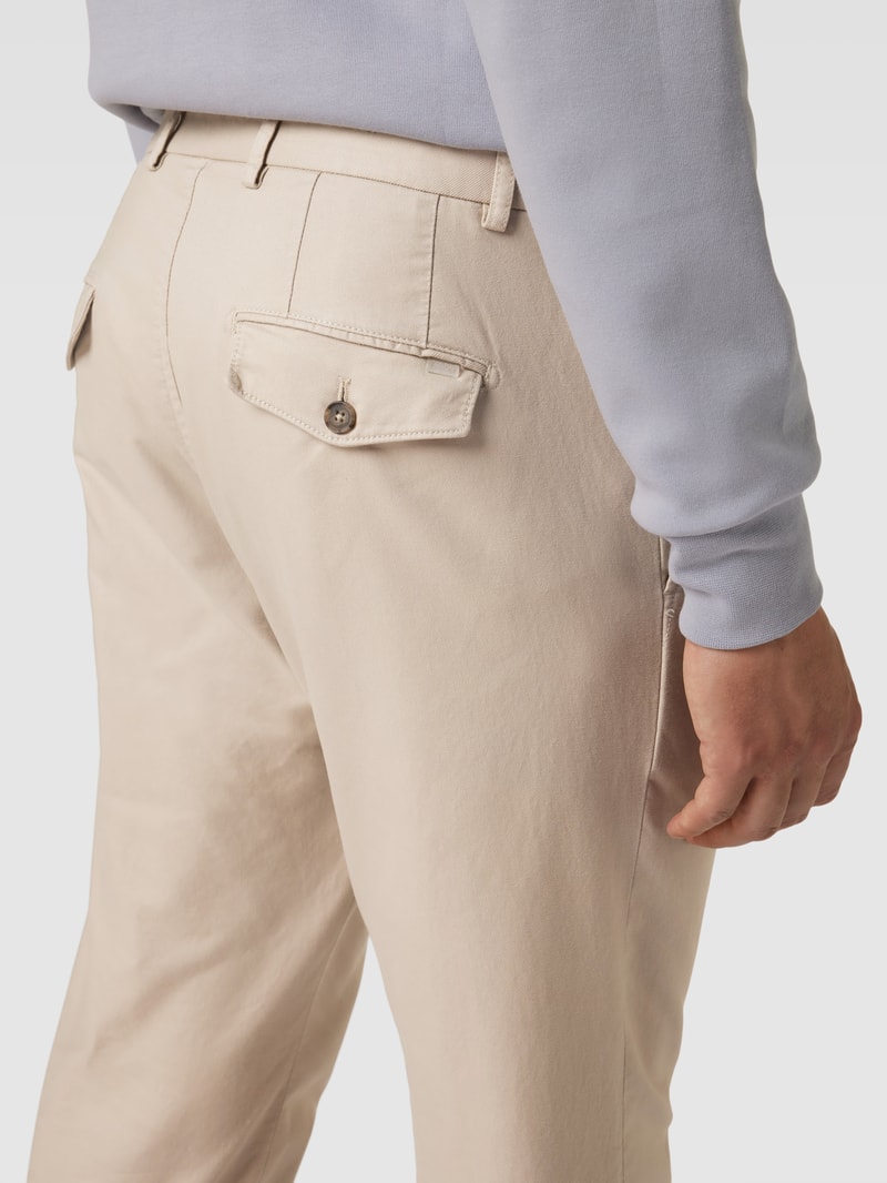 Stoffhose mit Paspeltasche Modell 'Sapo' in sand