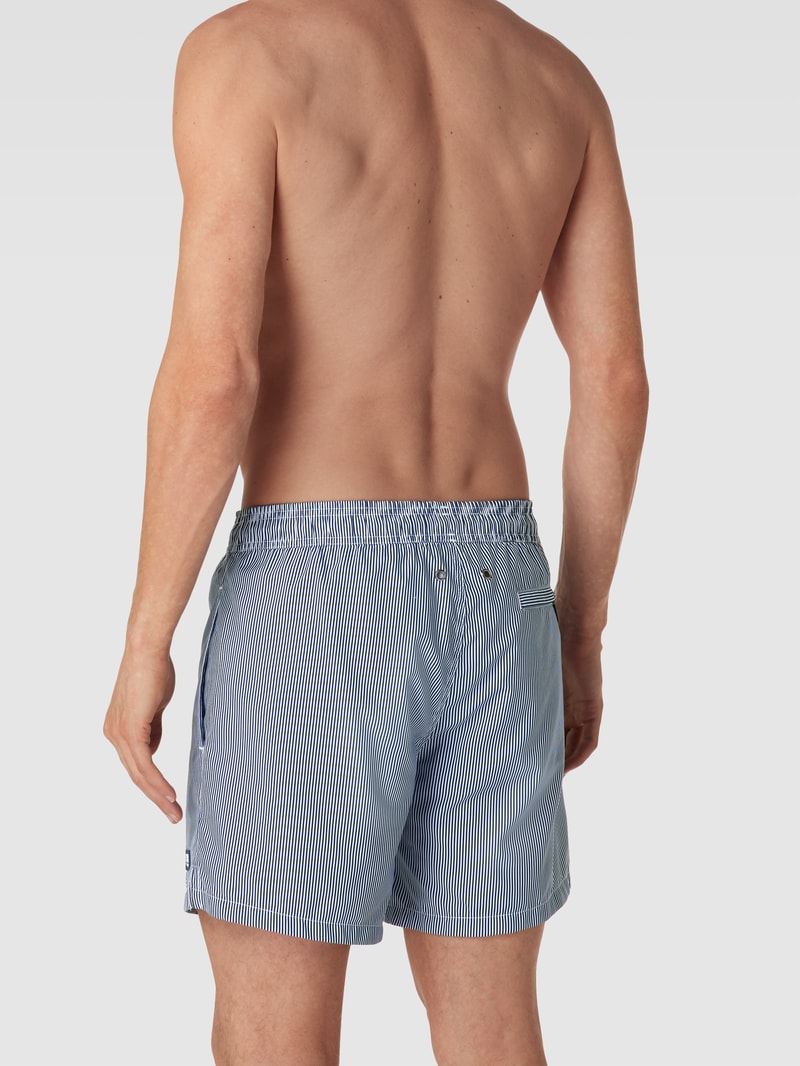 Badehose mit Label-Detail Modell 'BEACHPORT' in marineblau