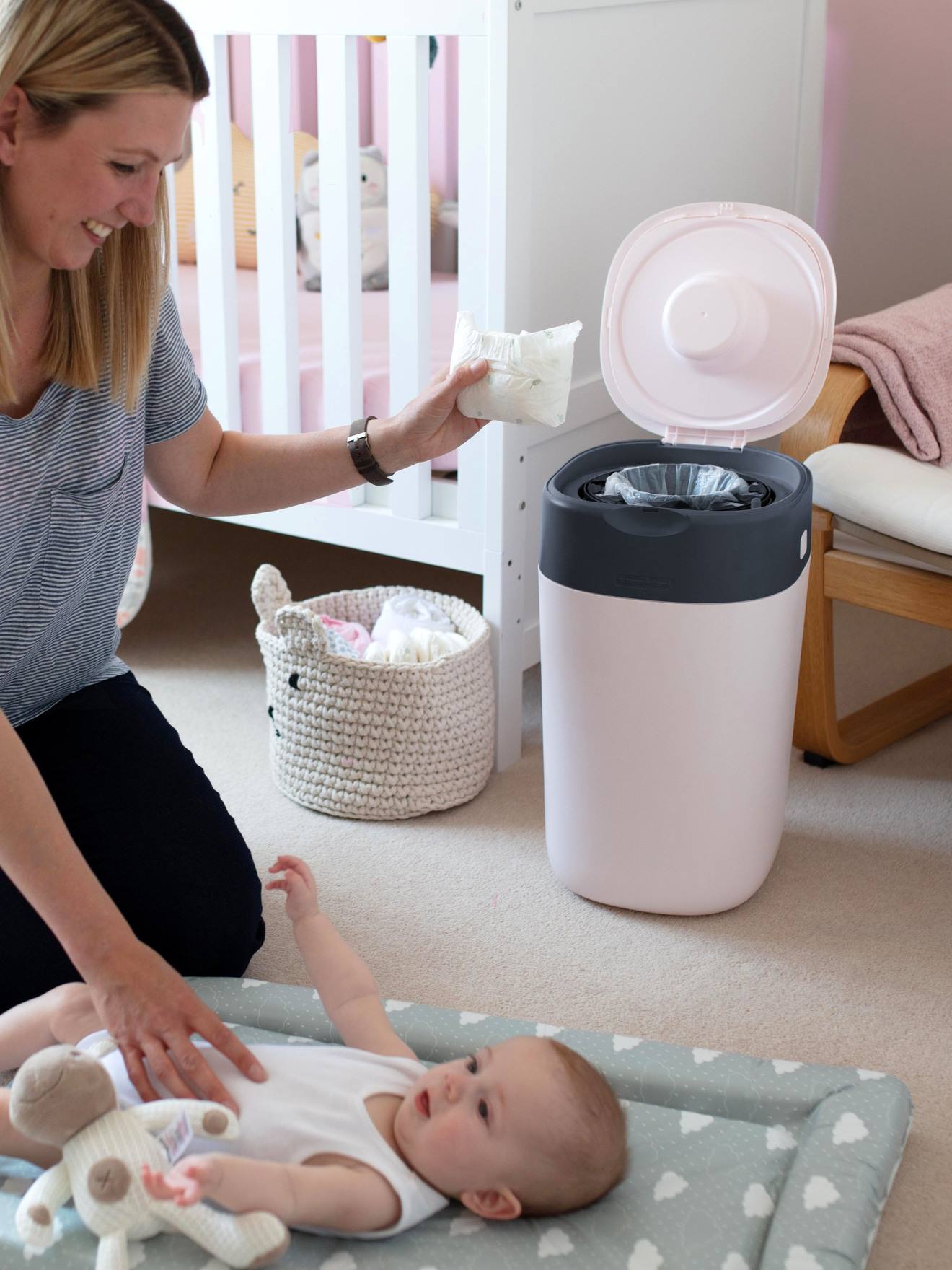 Poubelle à couches Twist & click Tommee Tippee SANGENIC rose