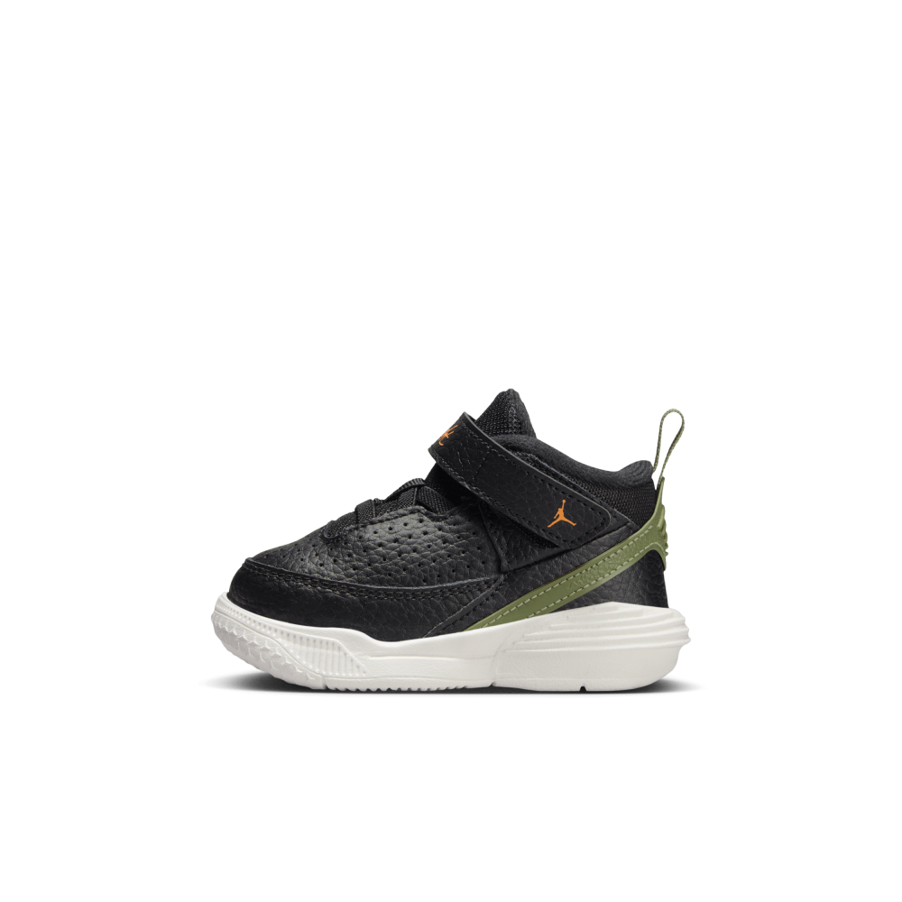 NIKE JORDAN Max Aura 5 DZ4355-003 / schwarz