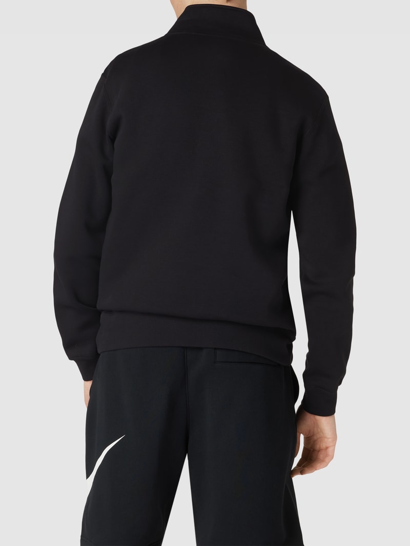 Sweatshirt mit kurzem Reißverschluss Modell 'CLUB' in schwarz