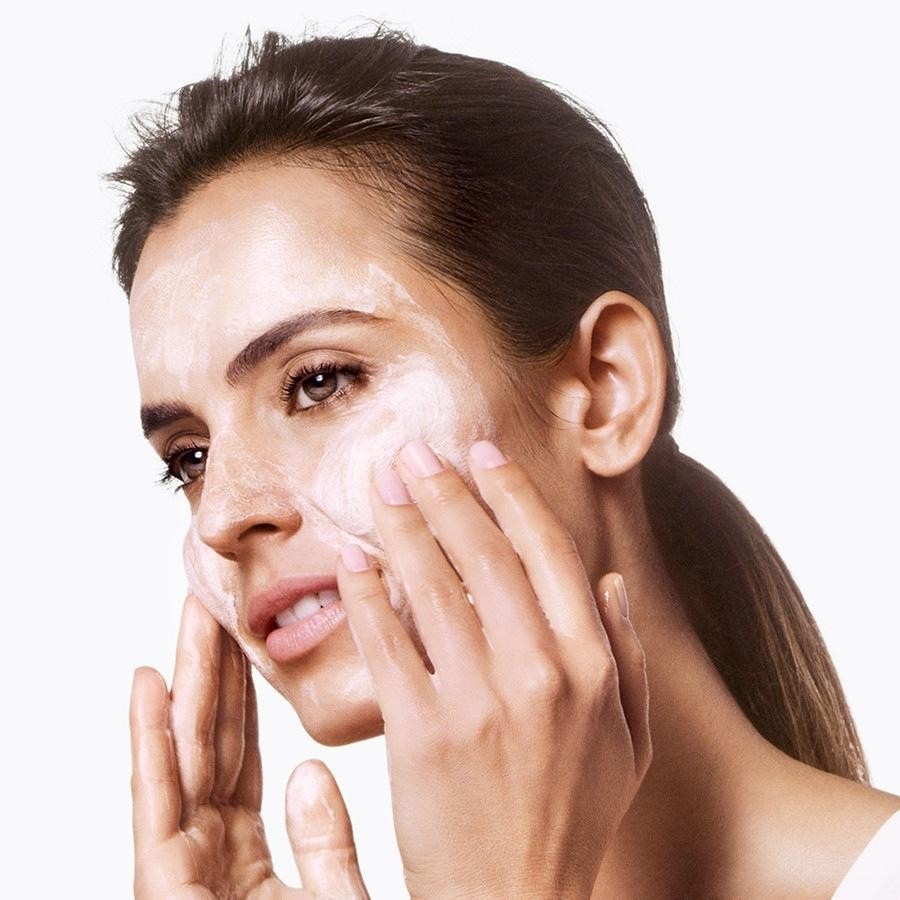 Clinique Fresh Pressed™ Obnovujúci čistiaci púder s vitamínom C – 24 vrecúšok