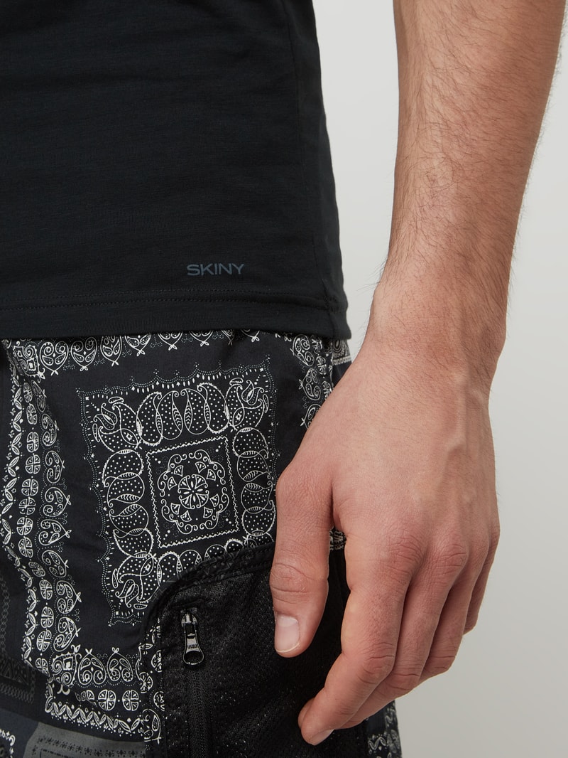 Tanktop mit Stretch-Anteil in schwarz