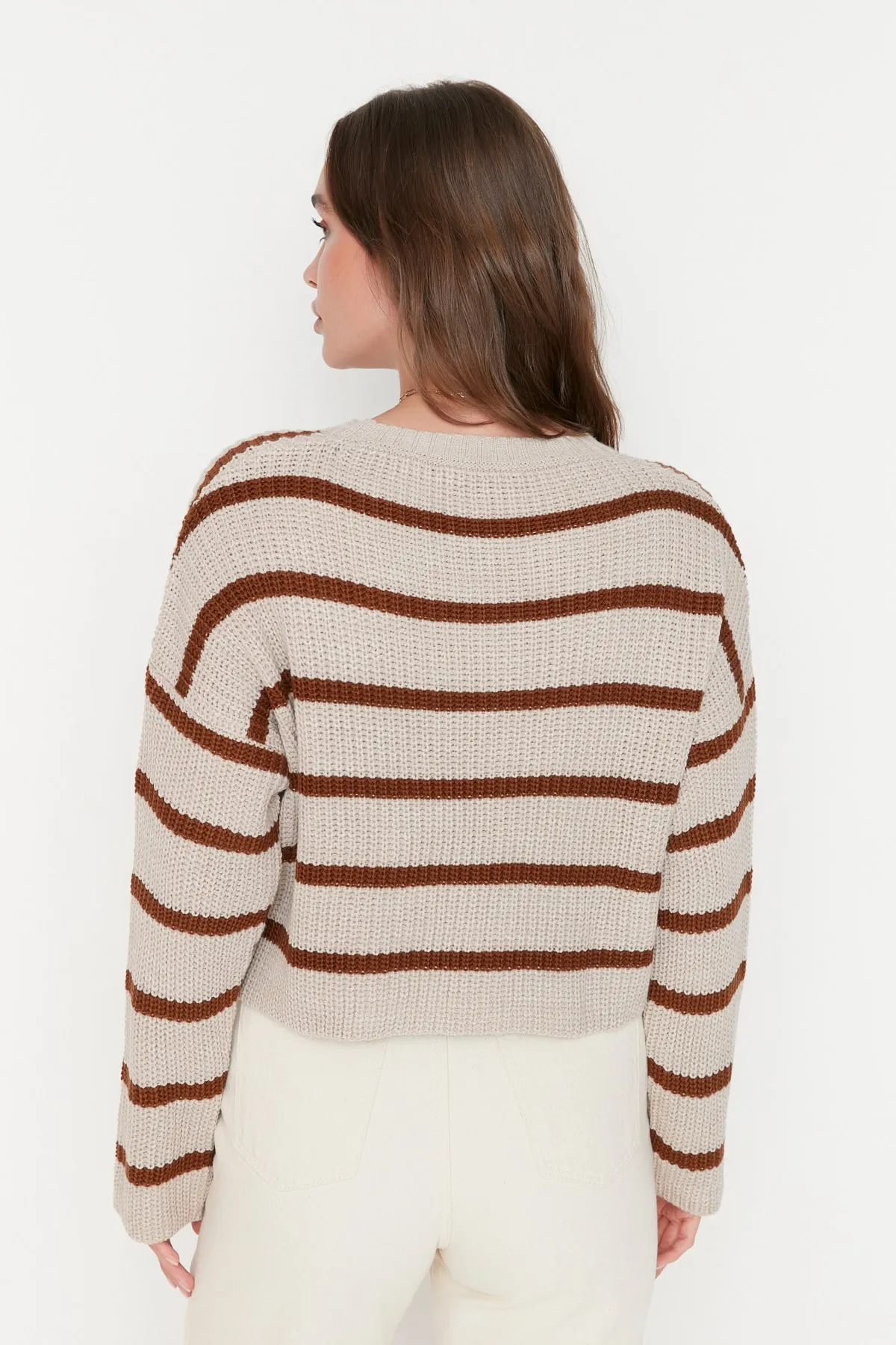 Trendyol Collection  Stone Crop Basic Strickpullover mit Streifen TWOAW23KZ00390
