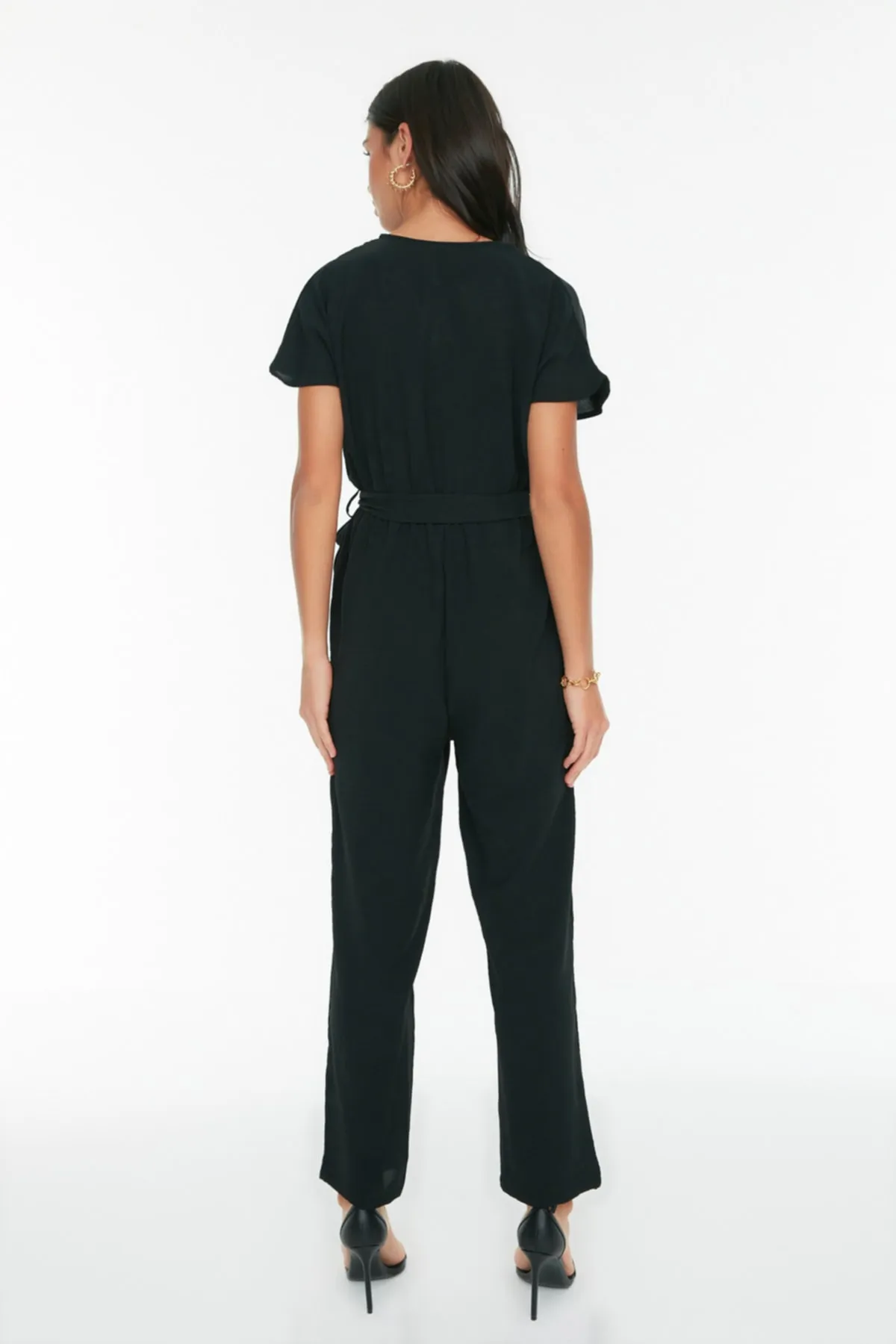 Trendyol Collection  Schwarzer Maxi-Weboverall mit Schnürung und detailliertem zweireihigem Kragen TWOSS21TU0112