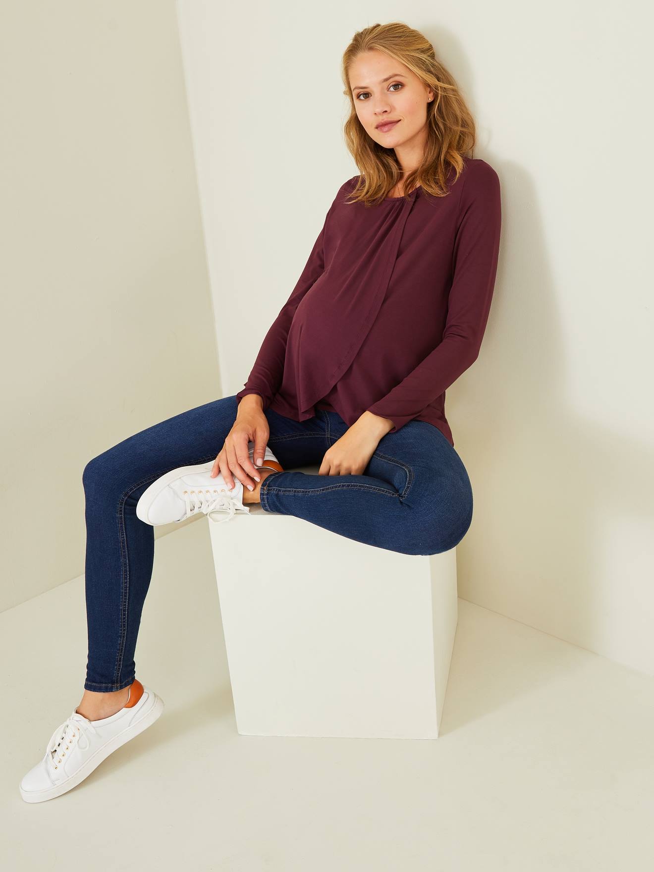 T-shirt grossesse et allaitement pans croisés aubergine