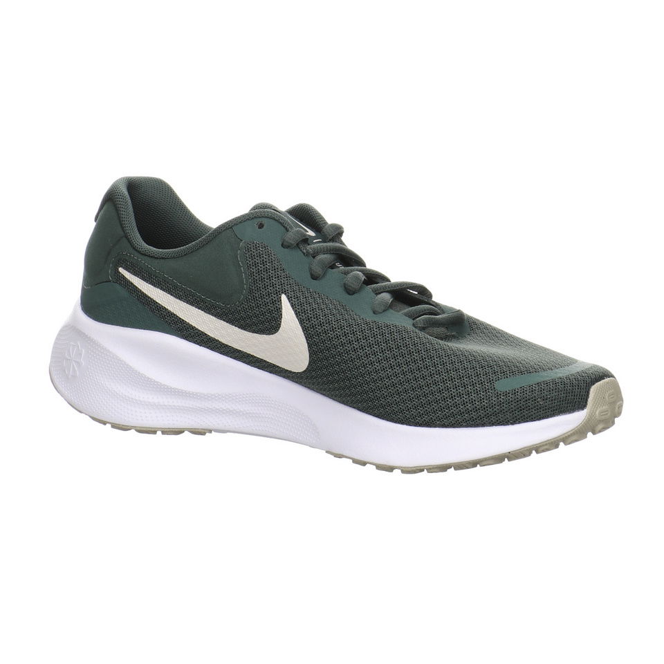 Nike Revolution 7 Sneaker