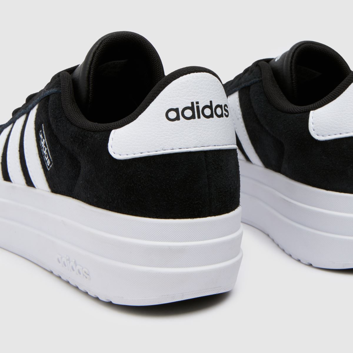 adidas vl court bold träningsskor i svart och vitt