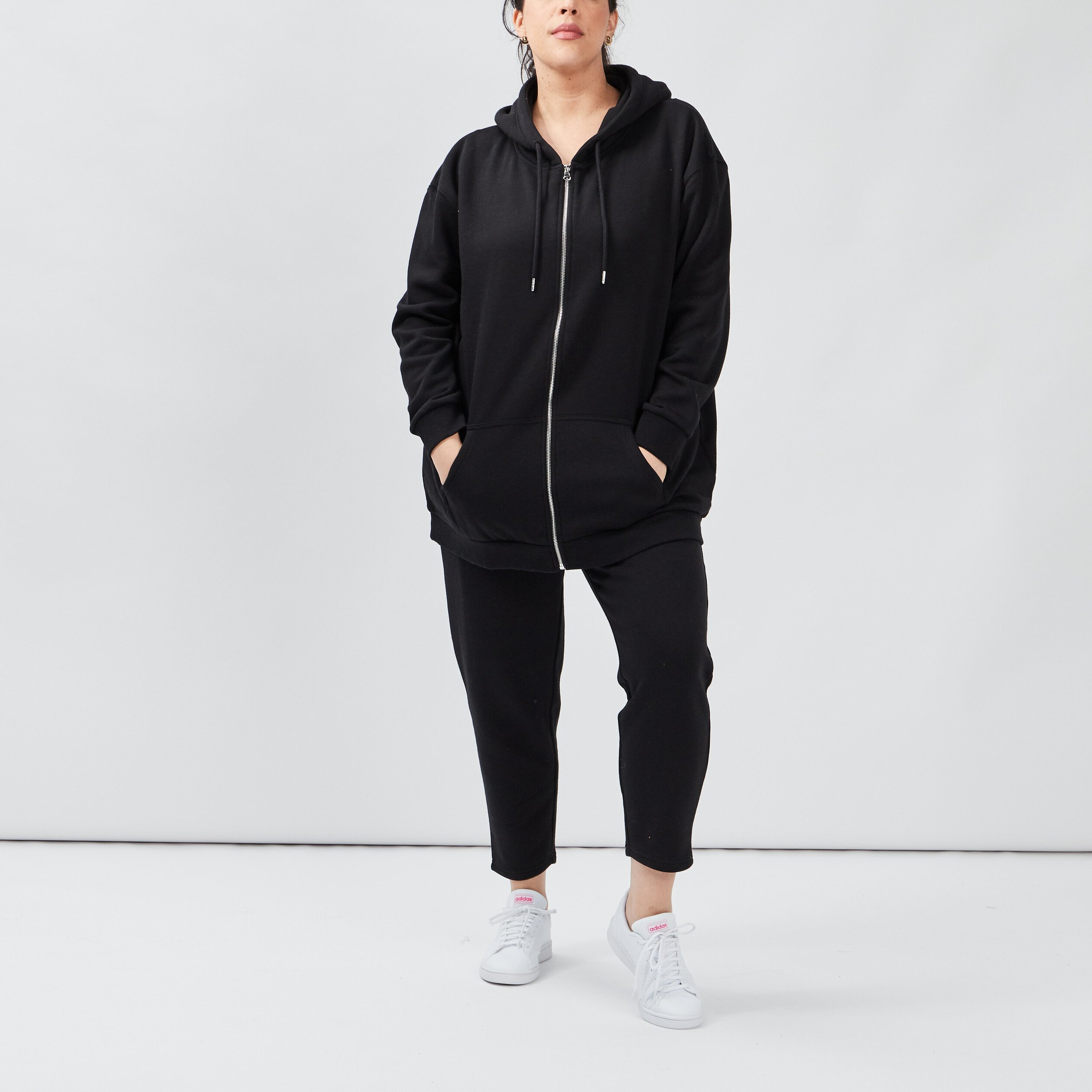 Sweat à capuche zippé noir femme grande taille | La Halle