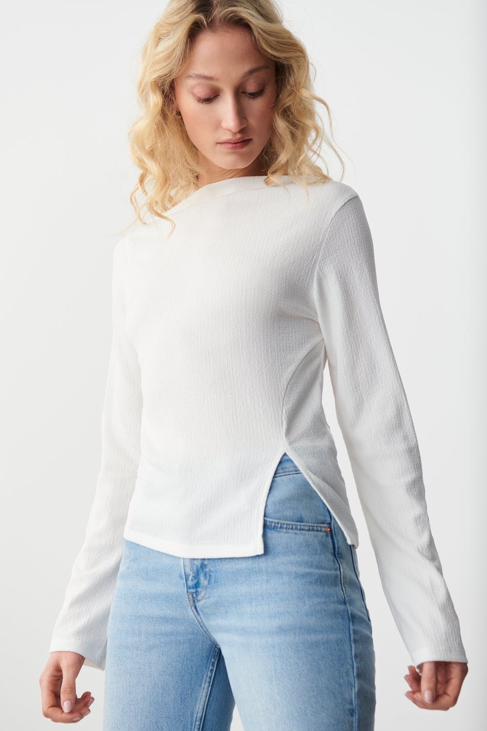 Boatneck top