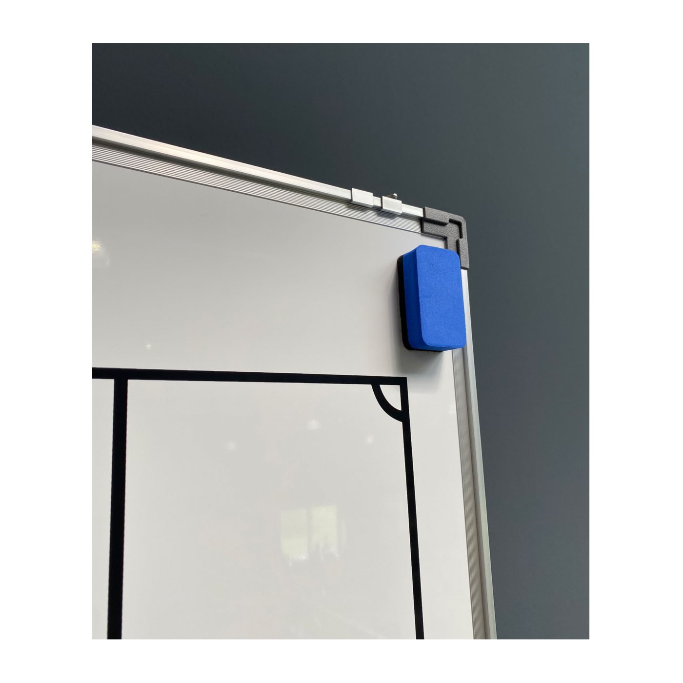 BFP Taktikboard 60x90cm | Fußball Taktiktafel inkl. Tasche und Magnete