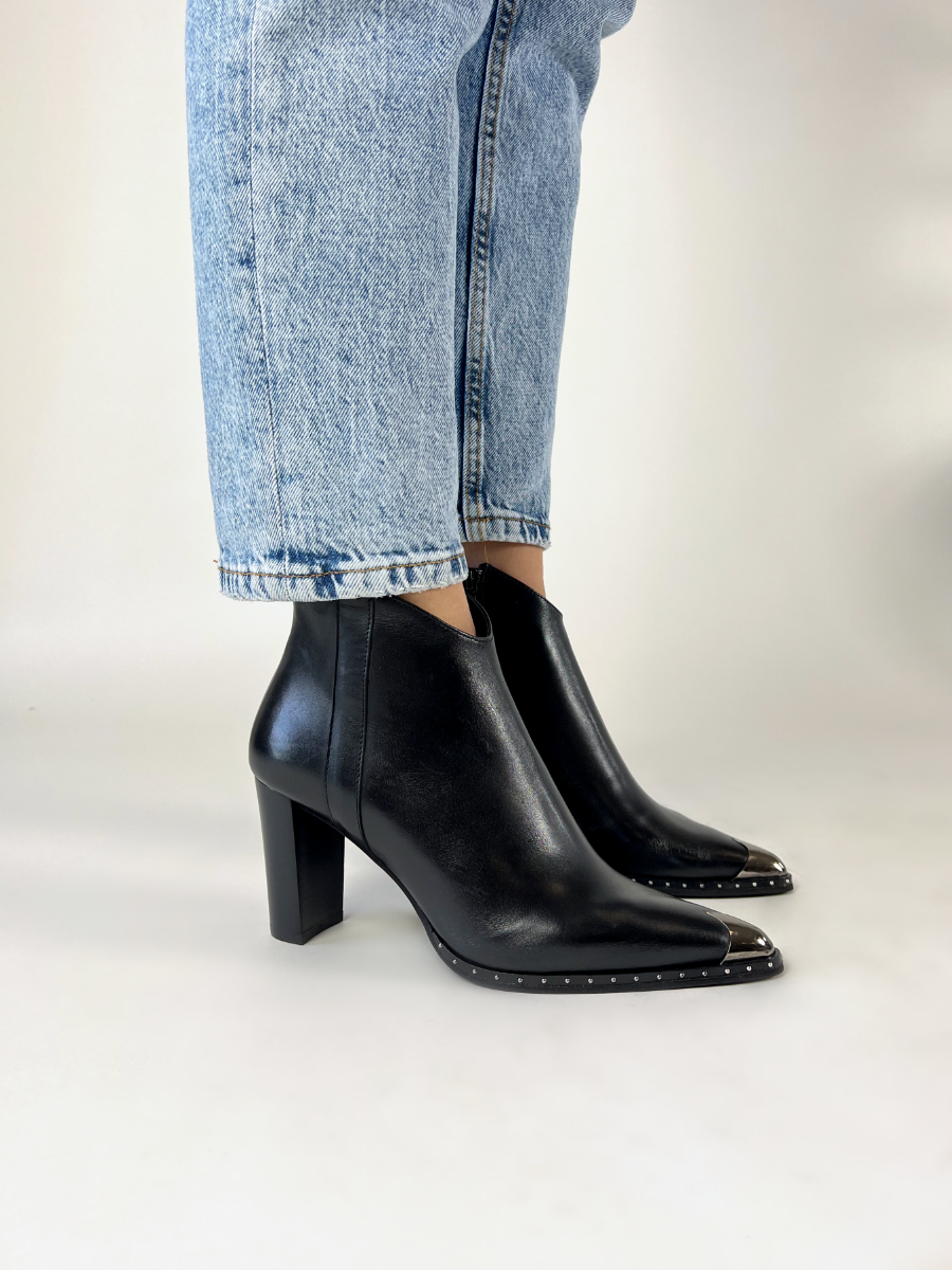 Myma  5838 - Noir