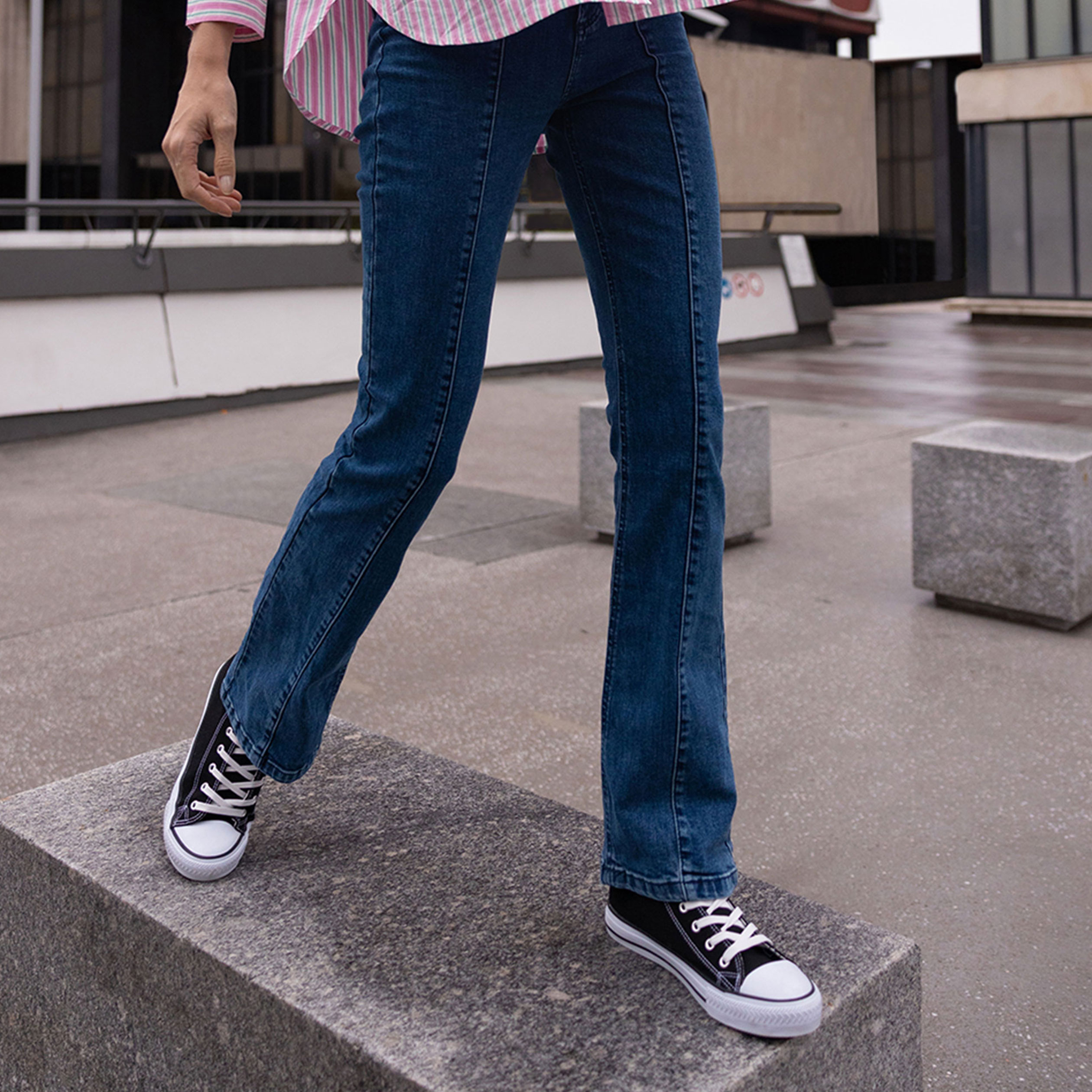 Jeans bootcut taille haute ceinturé denim brut femme | La Halle