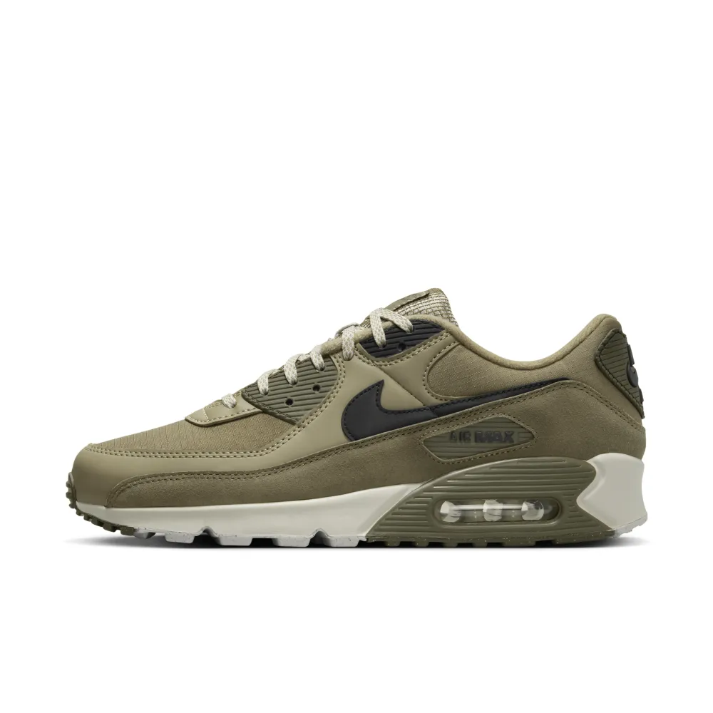 Nike Air Max 90 FB9657-200 / grün